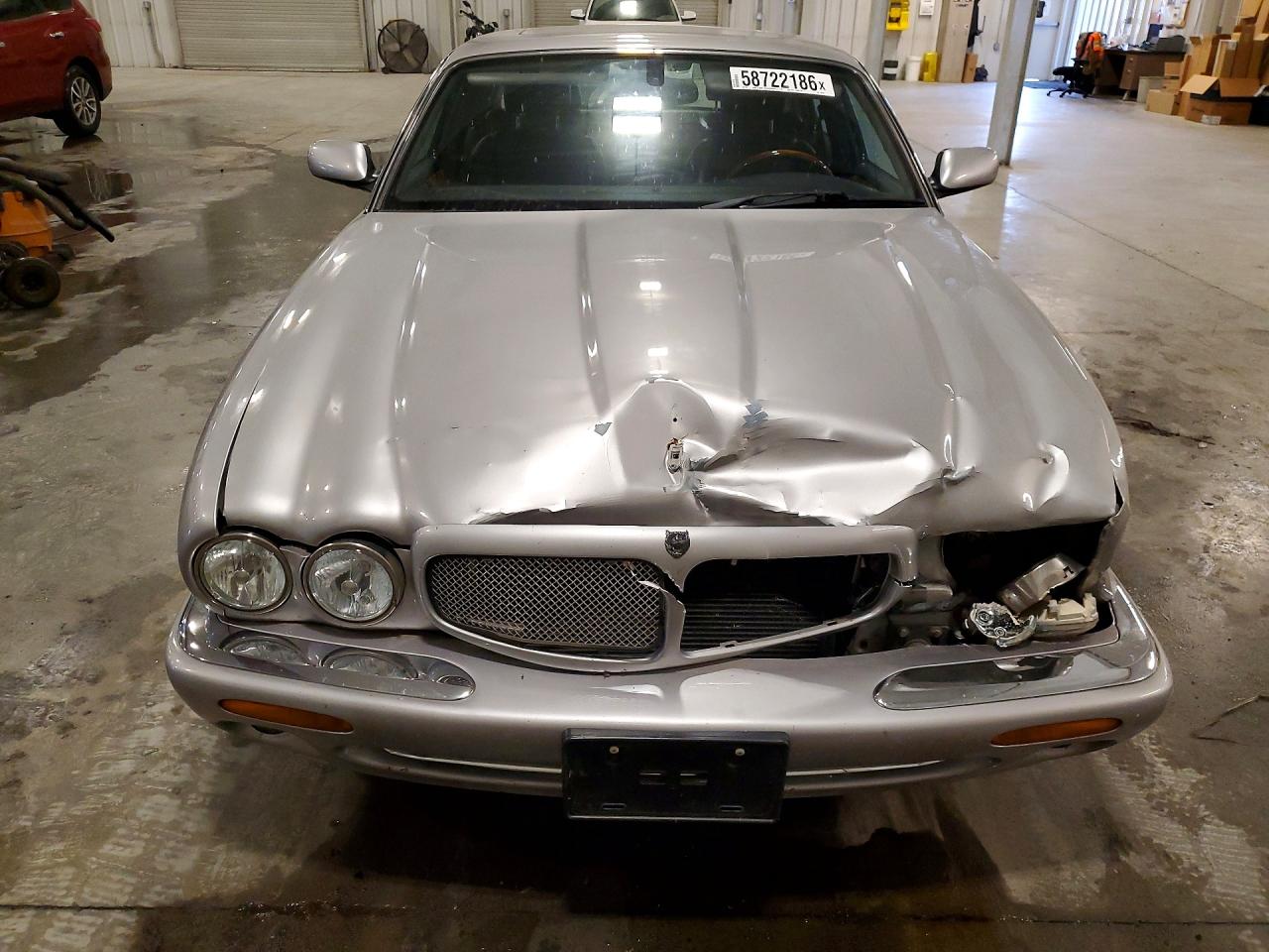 2000 Jaguar Xjr Silver vin: SAJDA15B8YMF03038