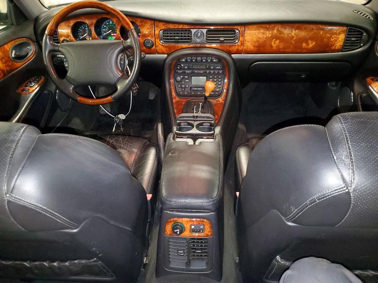 2000 Jaguar Xjr Silver vin: SAJDA15B8YMF03038