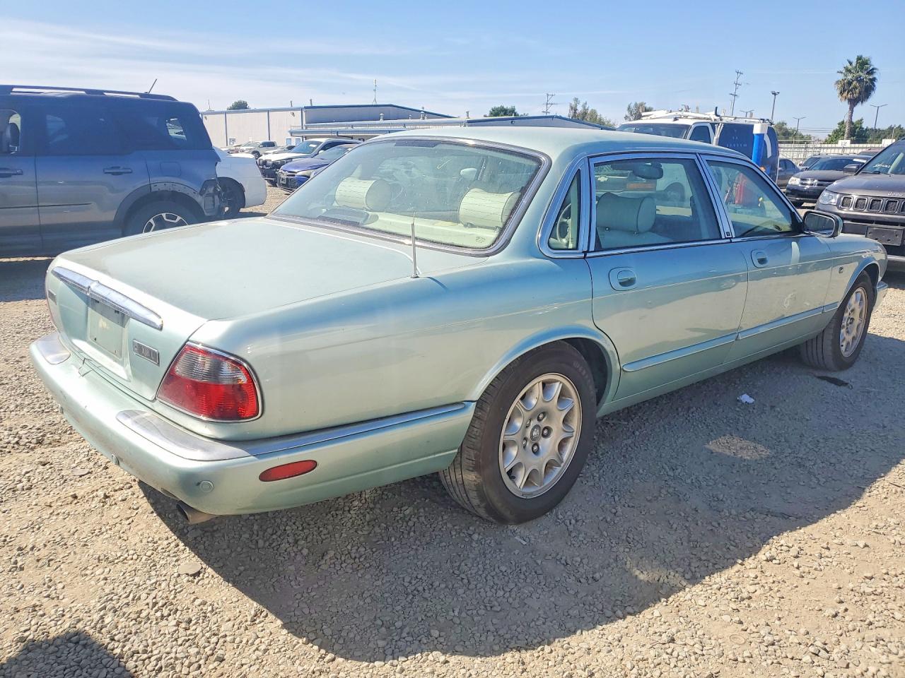 2001 Jaguar Xj8 Зеленый vin: SAJDA23C01LF27055