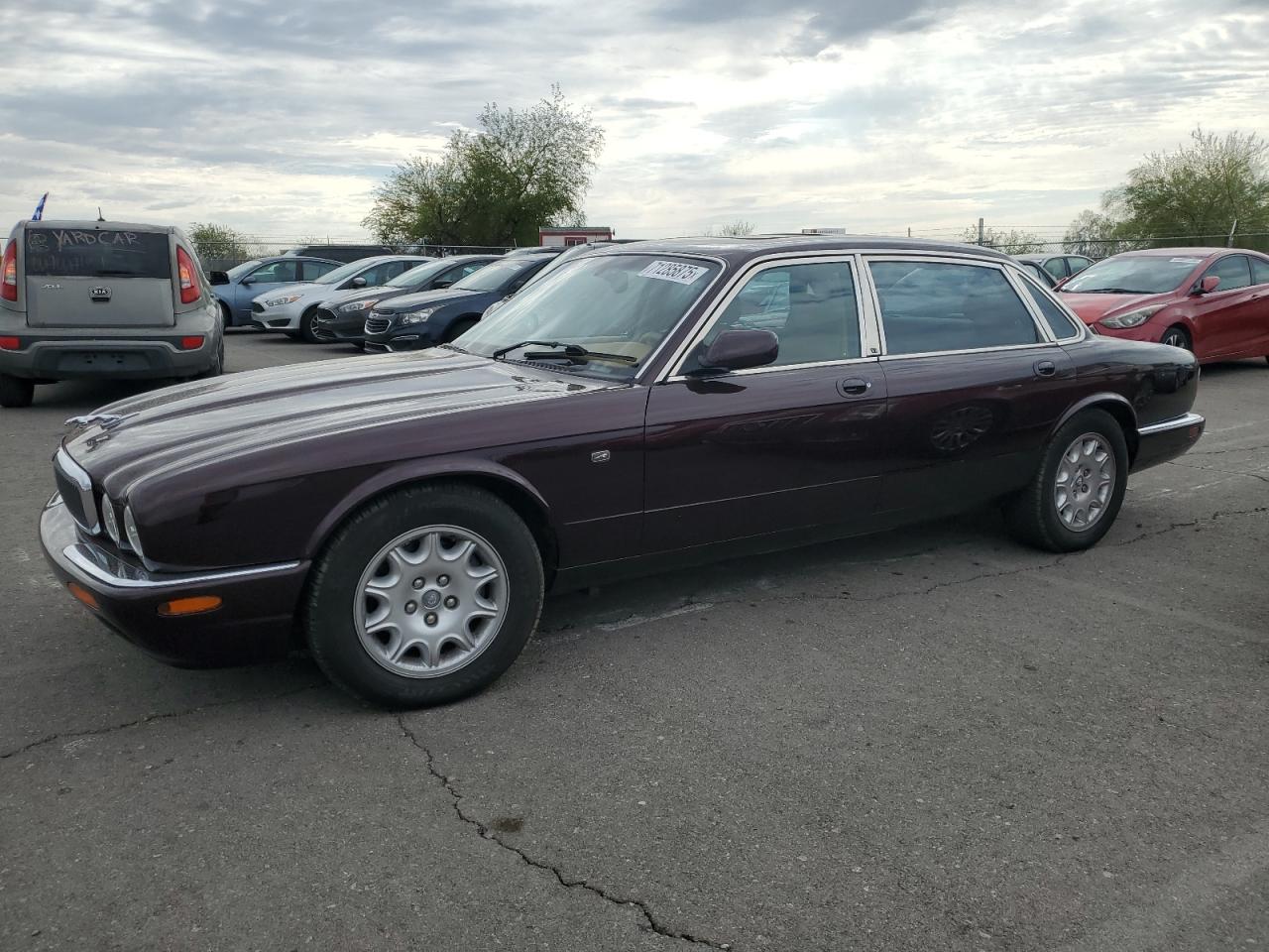 2000 Jaguar Xj8 L Brown vin: SAJDA23C9YLF18784