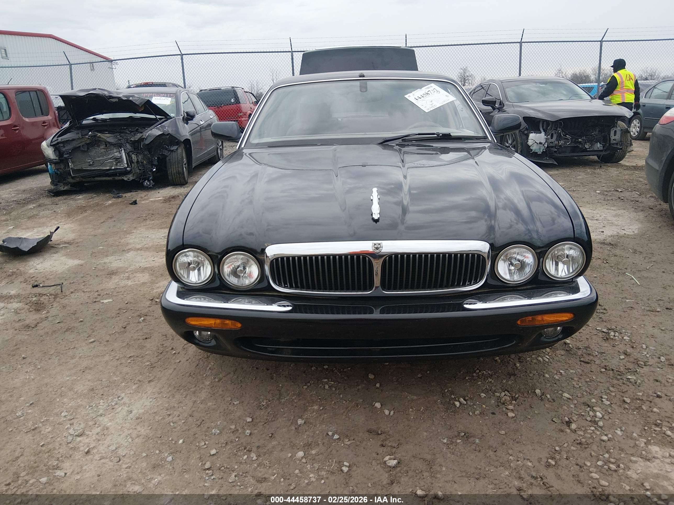 2001 Jaguar Xj8 L Черный vin: SAJDA23CX1LF30643