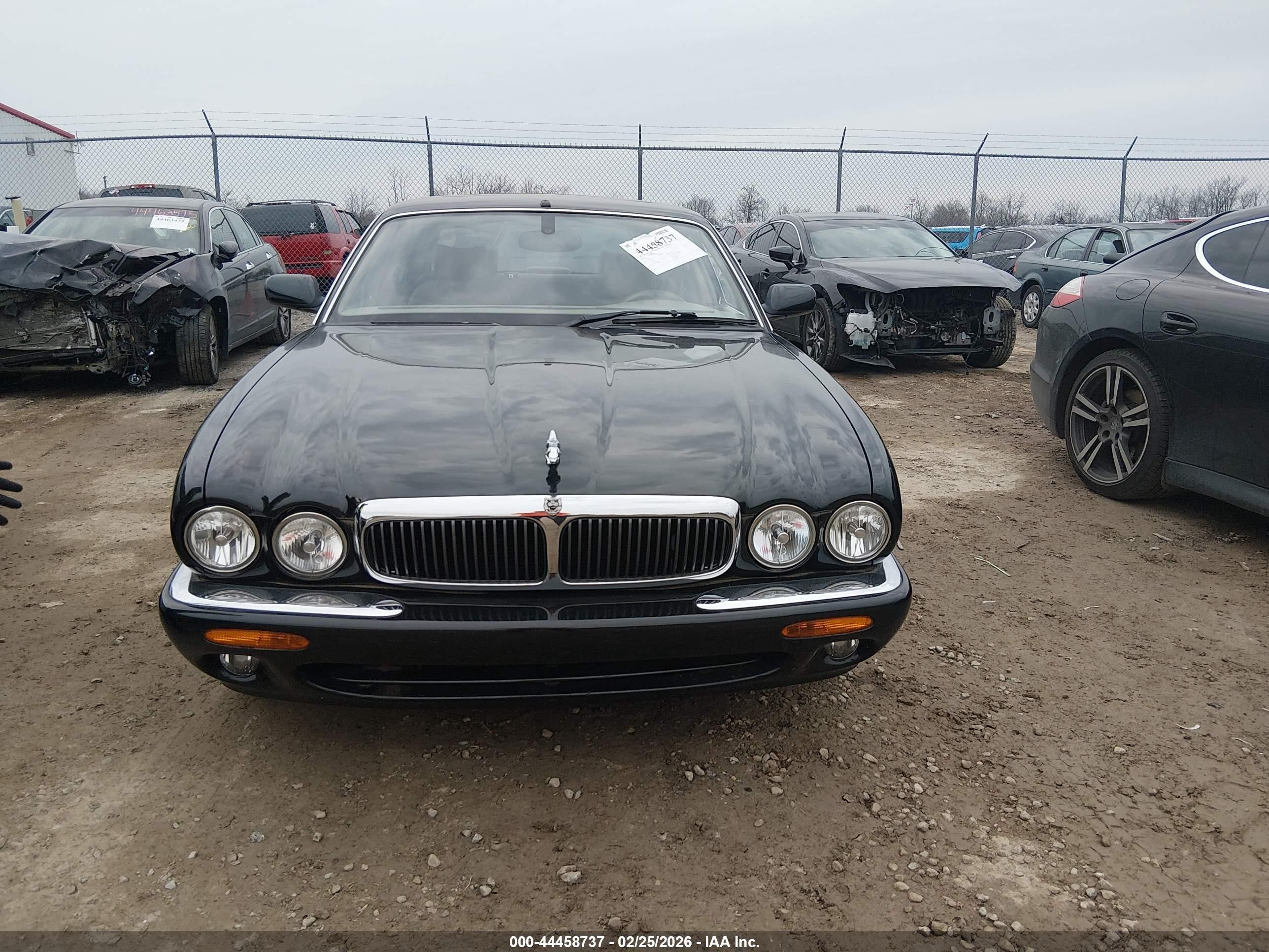 2001 Jaguar Xj8 L Черный vin: SAJDA23CX1LF30643