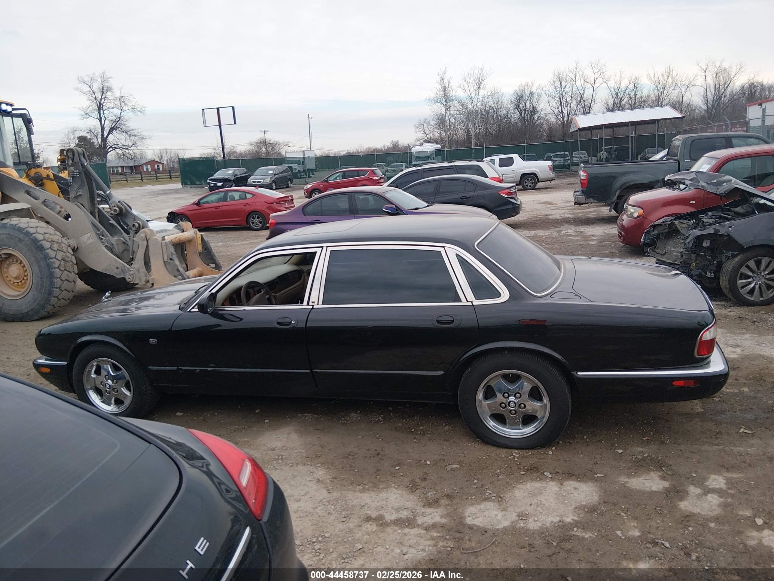 2001 Jaguar Xj8 L Черный vin: SAJDA23CX1LF30643