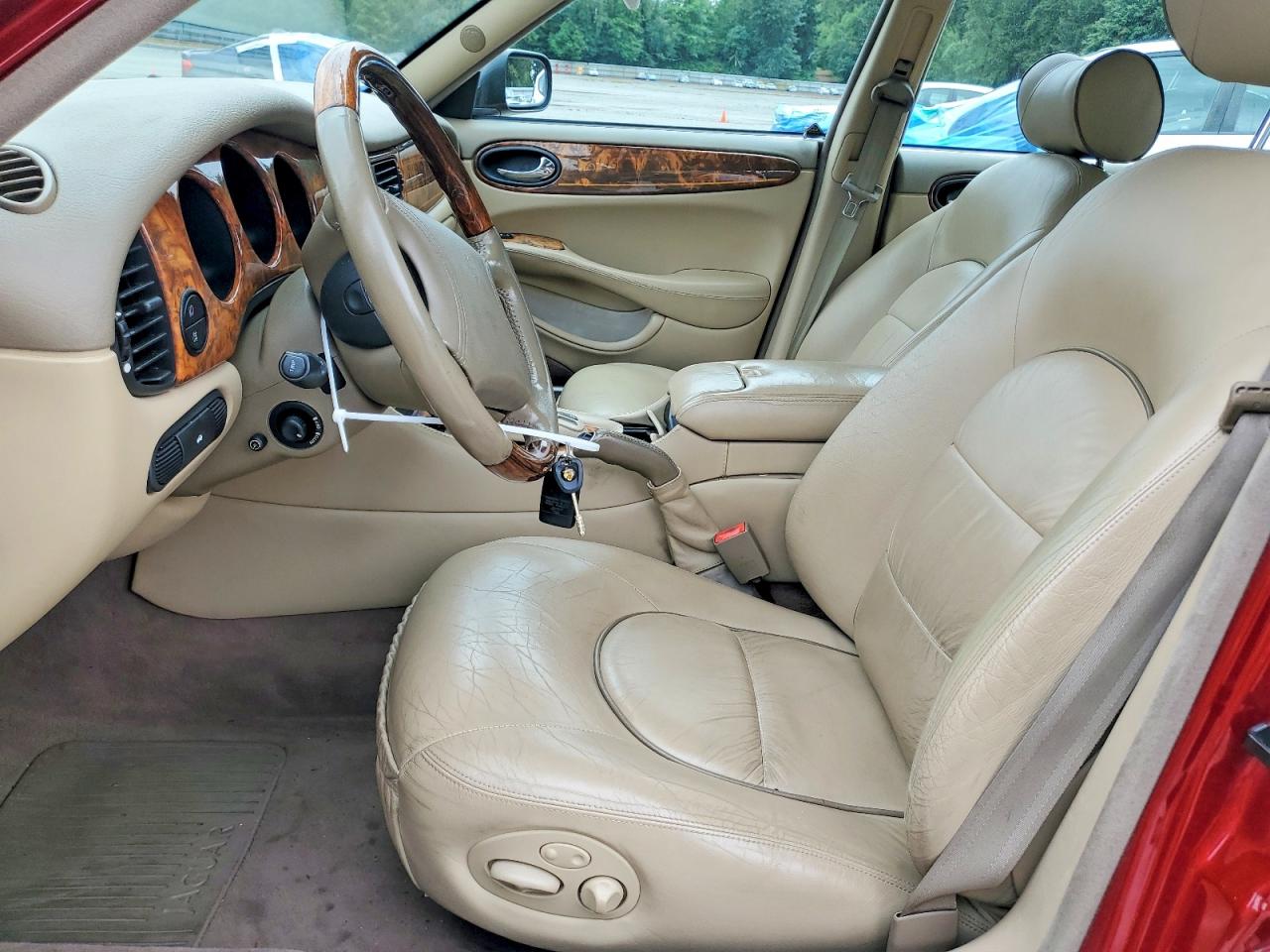2000 Jaguar Vandenplas Red vin: SAJDA24C3YLF18634