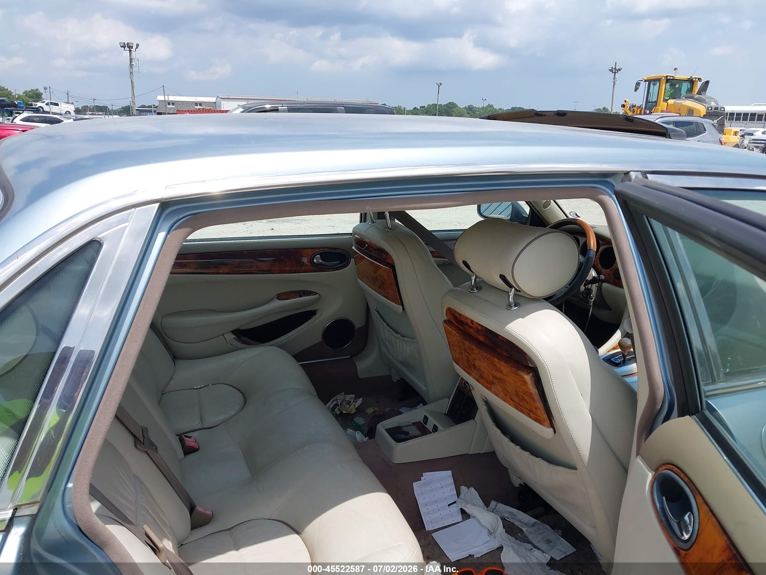 2003 Jaguar Xj Vanden Plas Blue vin: SAJDA24C73LF51550