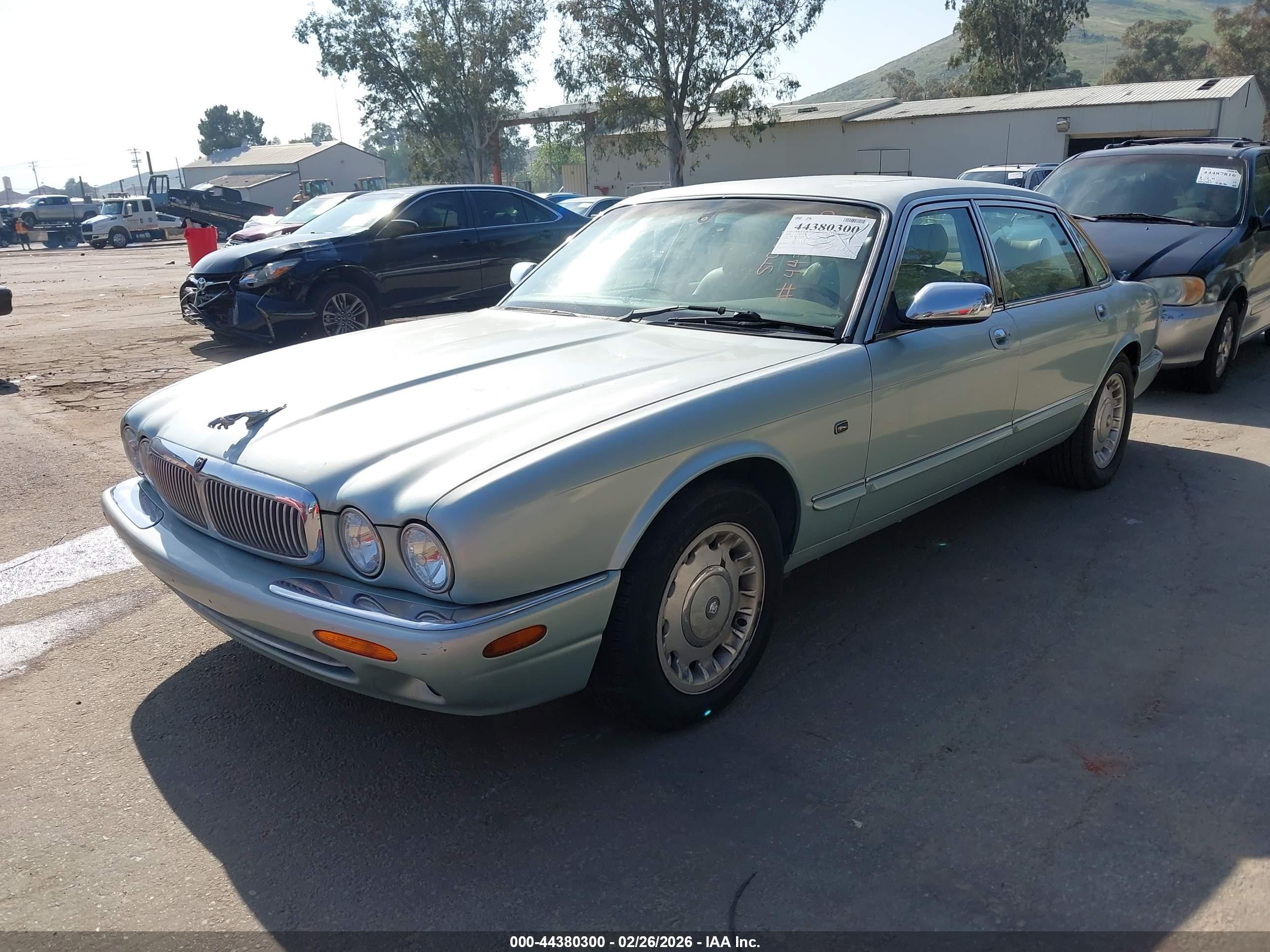 2000 Jaguar Xj8 Vanden Plas Teal vin: SAJDA24C9YLF17343