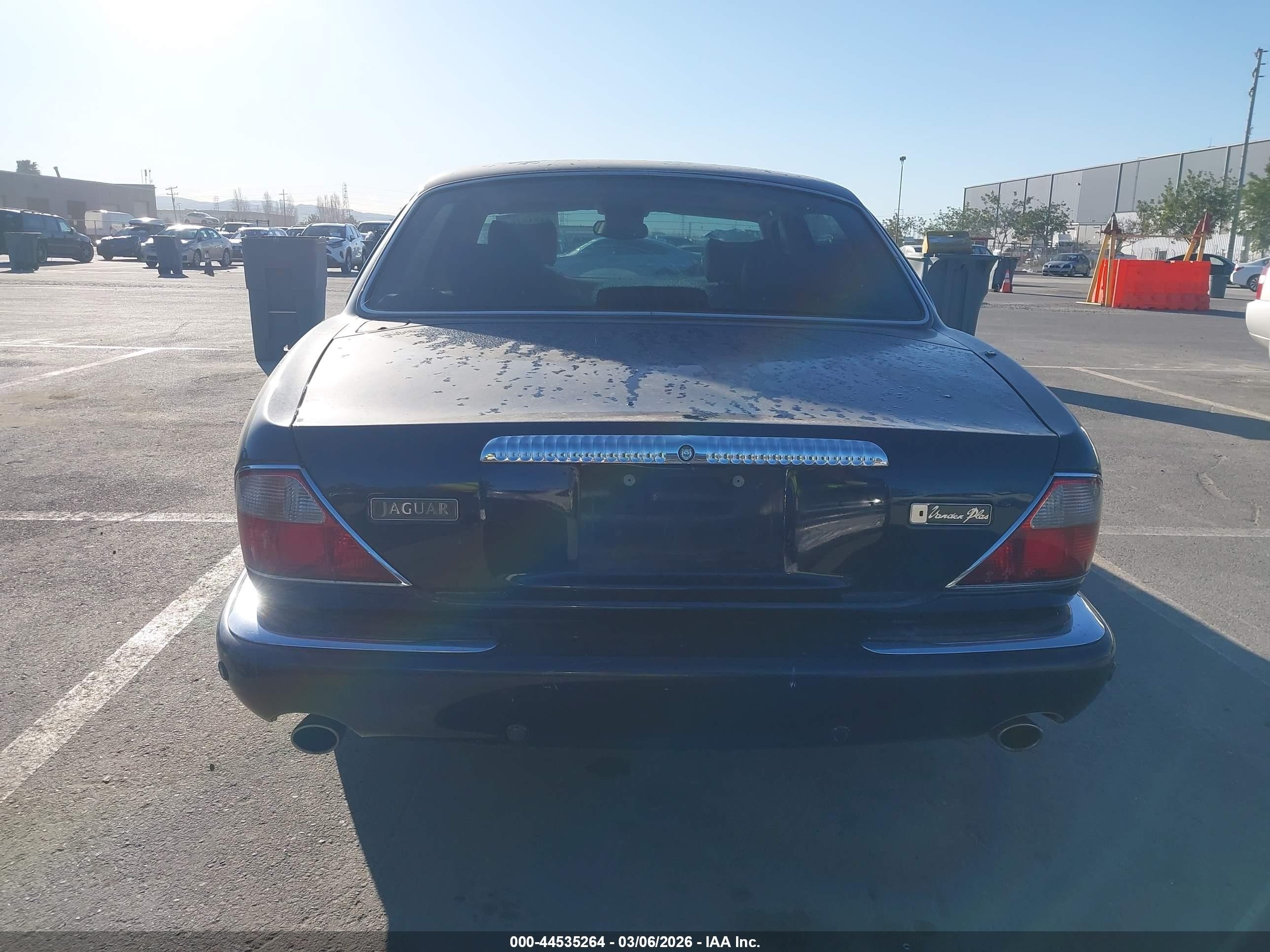 2001 Jaguar Xj8 Vanden Plas Blue vin: SAJDA24CX1LF32147
