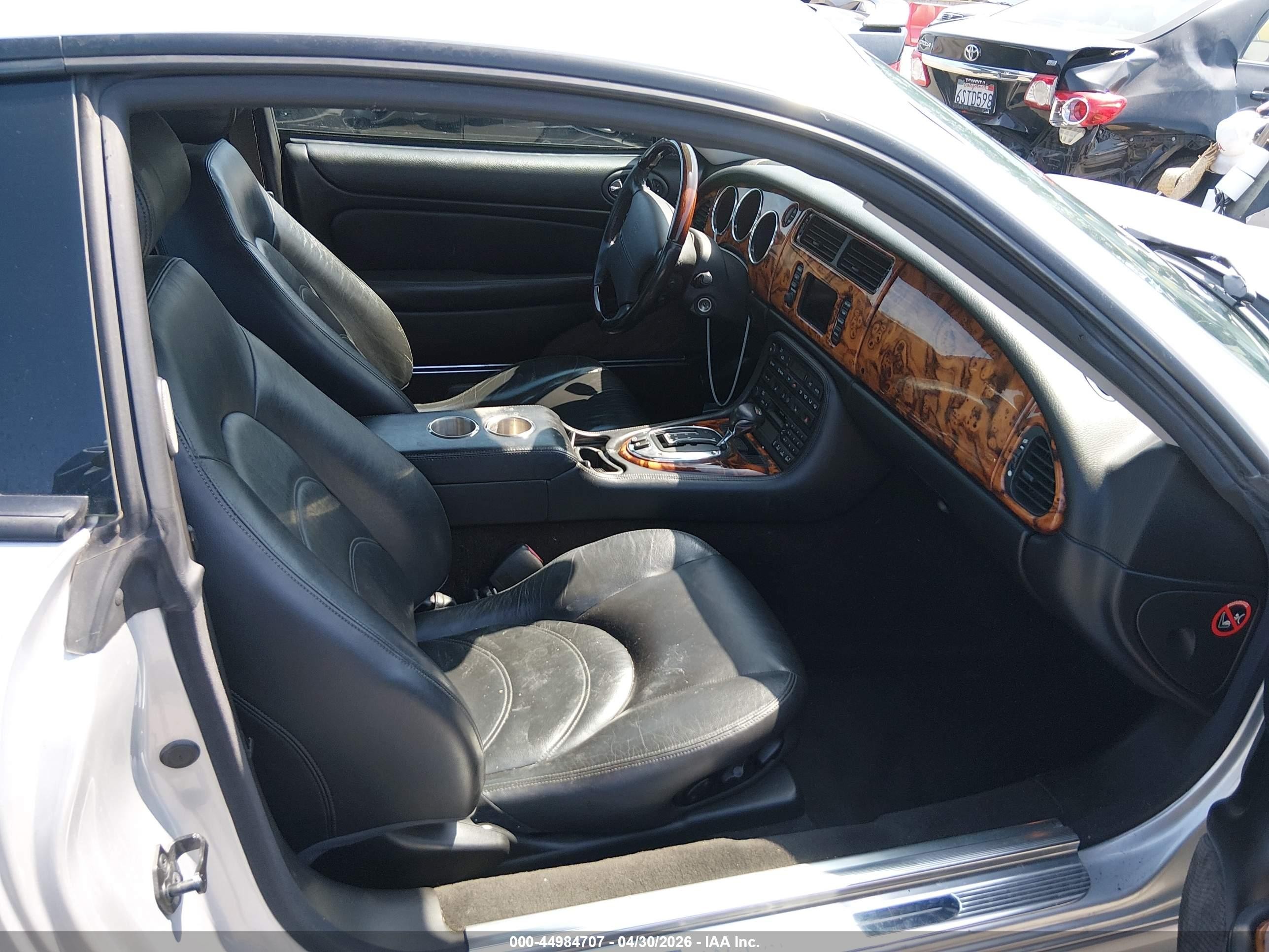 2006 Jaguar Xkr   Серебряный vin: SAJDA41B863A44930