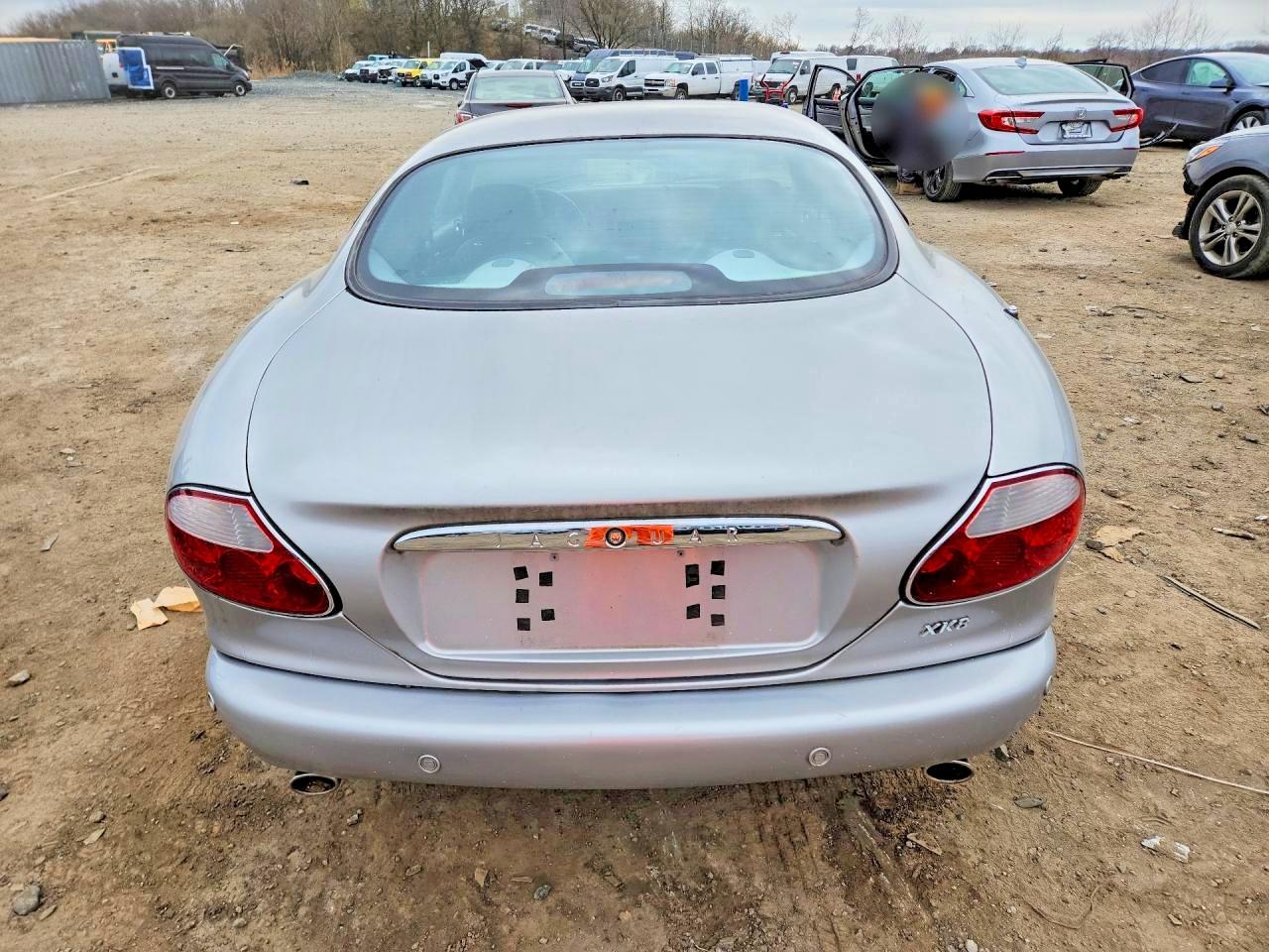 2002 Jaguar Xk8 Silver vin: SAJDA41C72NA25681