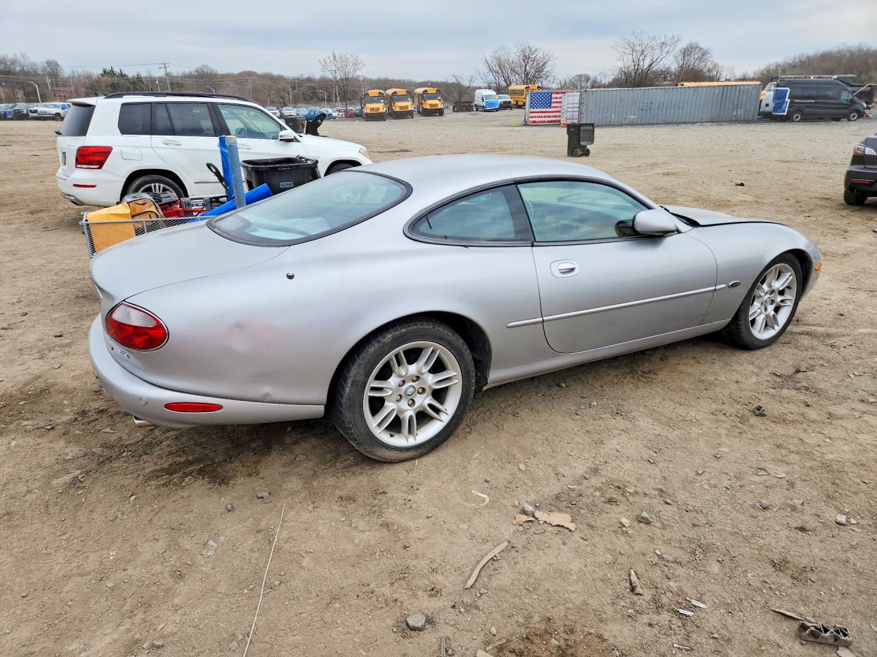 2002 Jaguar Xk8 Silver vin: SAJDA41C72NA25681