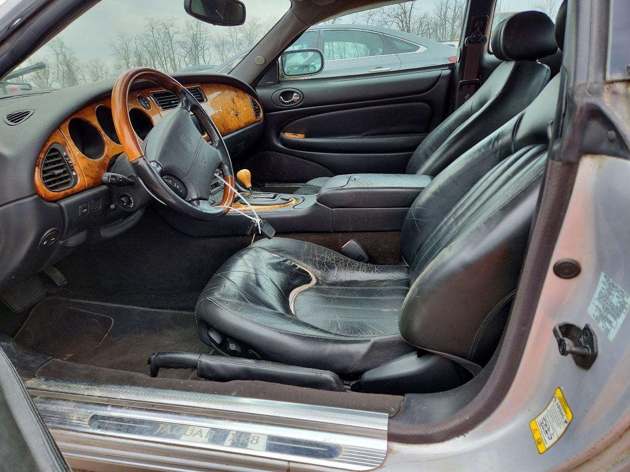 2002 Jaguar Xk8 Silver vin: SAJDA41C72NA25681