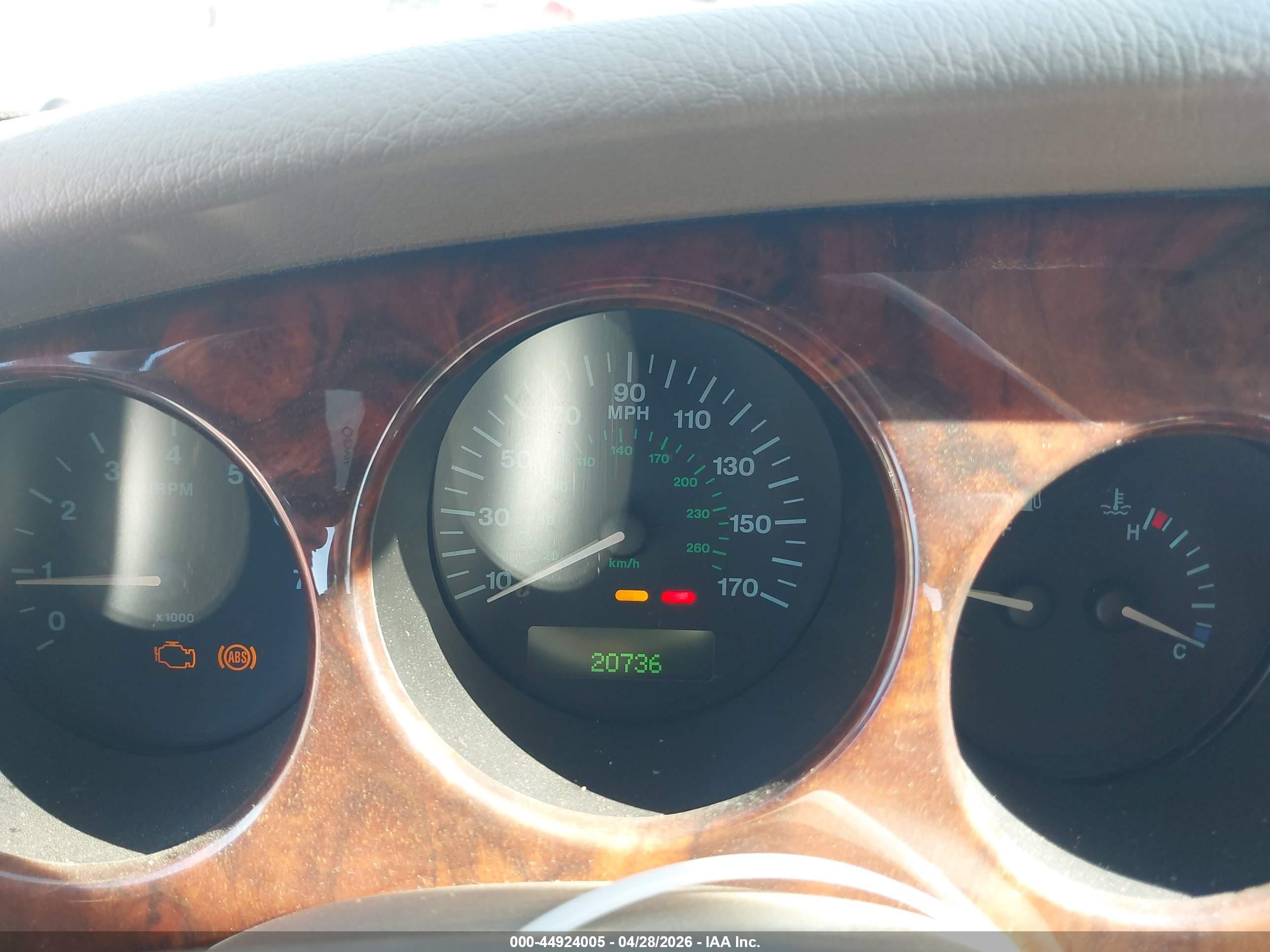 2002 Jaguar Xk8   Black vin: SAJDA41C92NA28985