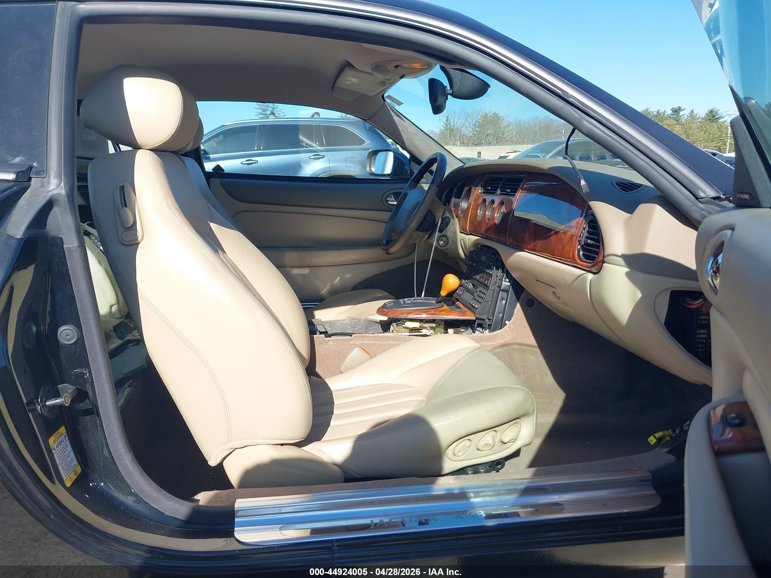 2002 Jaguar Xk8   Black vin: SAJDA41C92NA28985