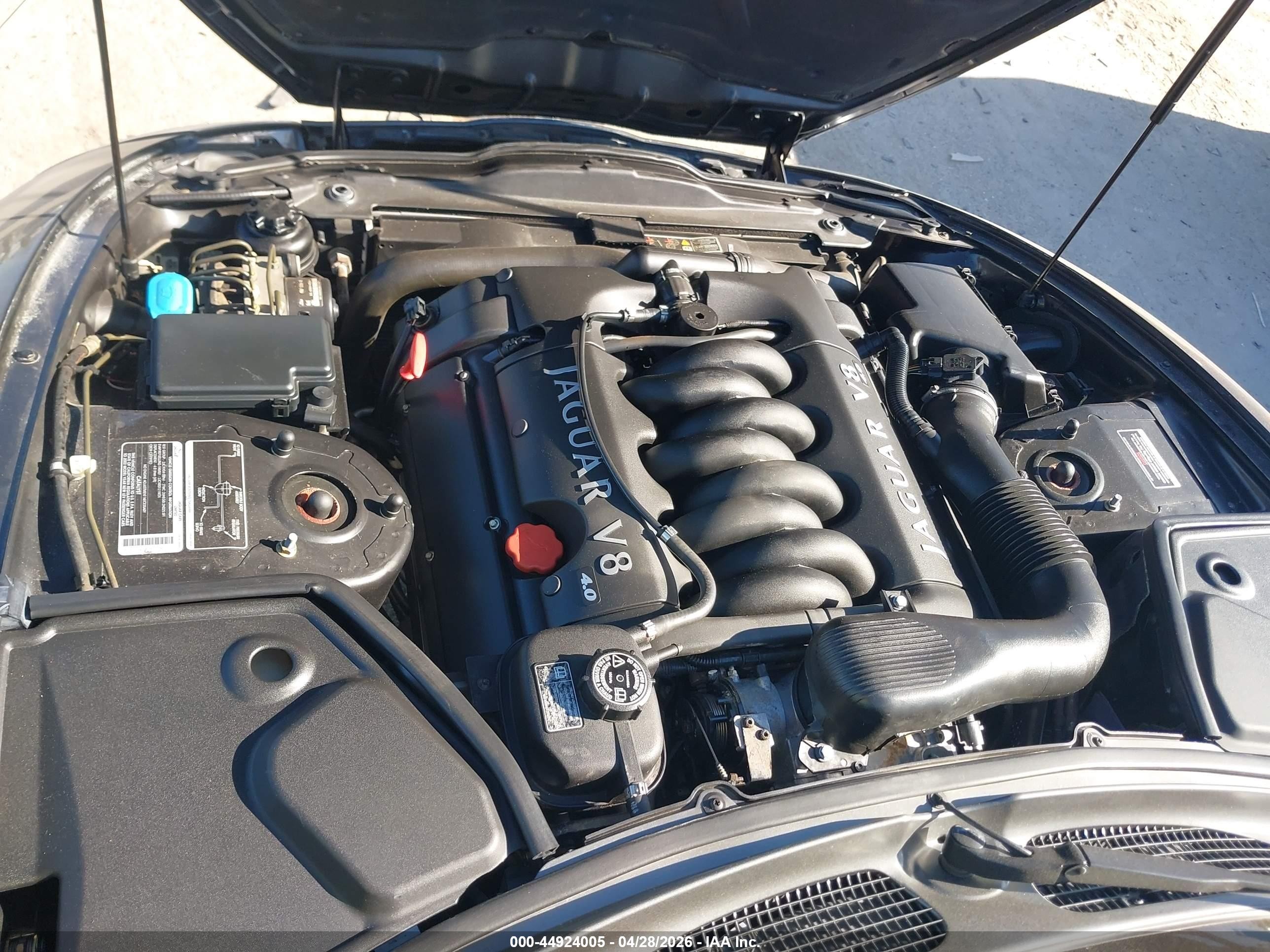 2002 Jaguar Xk8   Black vin: SAJDA41C92NA28985