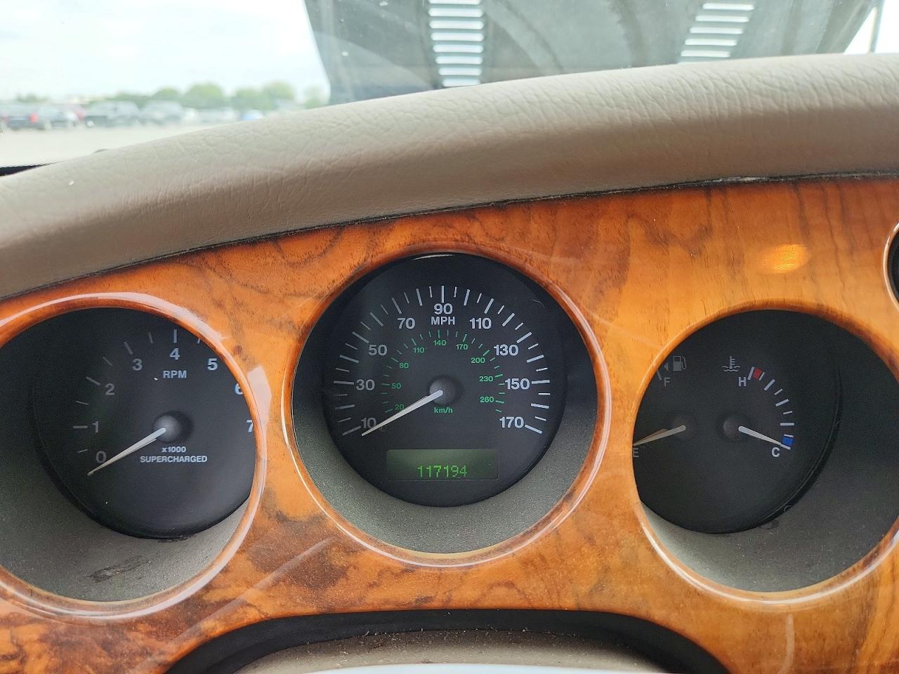 2002 Jaguar Xkr Серый vin: SAJDA42B12PA25783