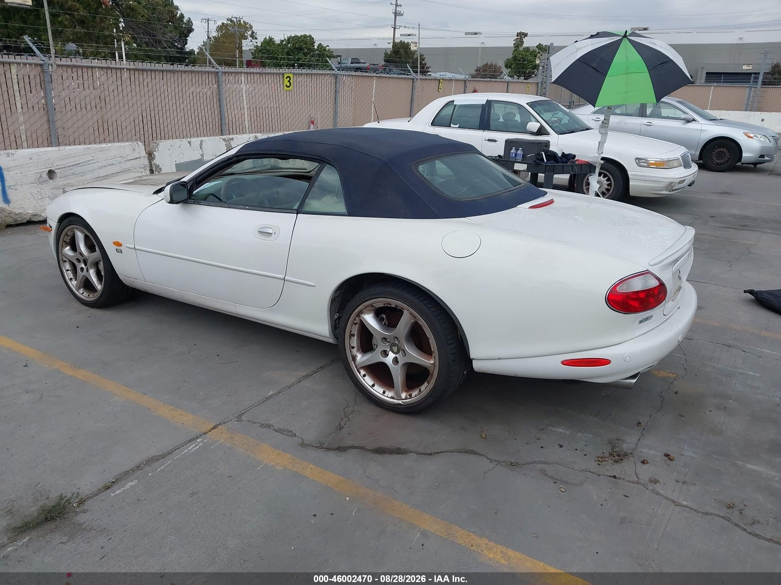 2003 Jaguar Xkr White vin: SAJDA42B533A36813