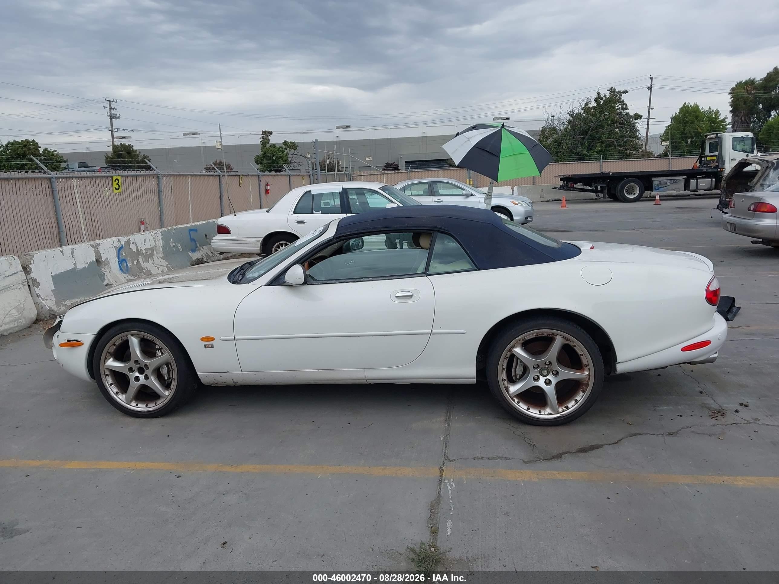 2003 Jaguar Xkr White vin: SAJDA42B533A36813