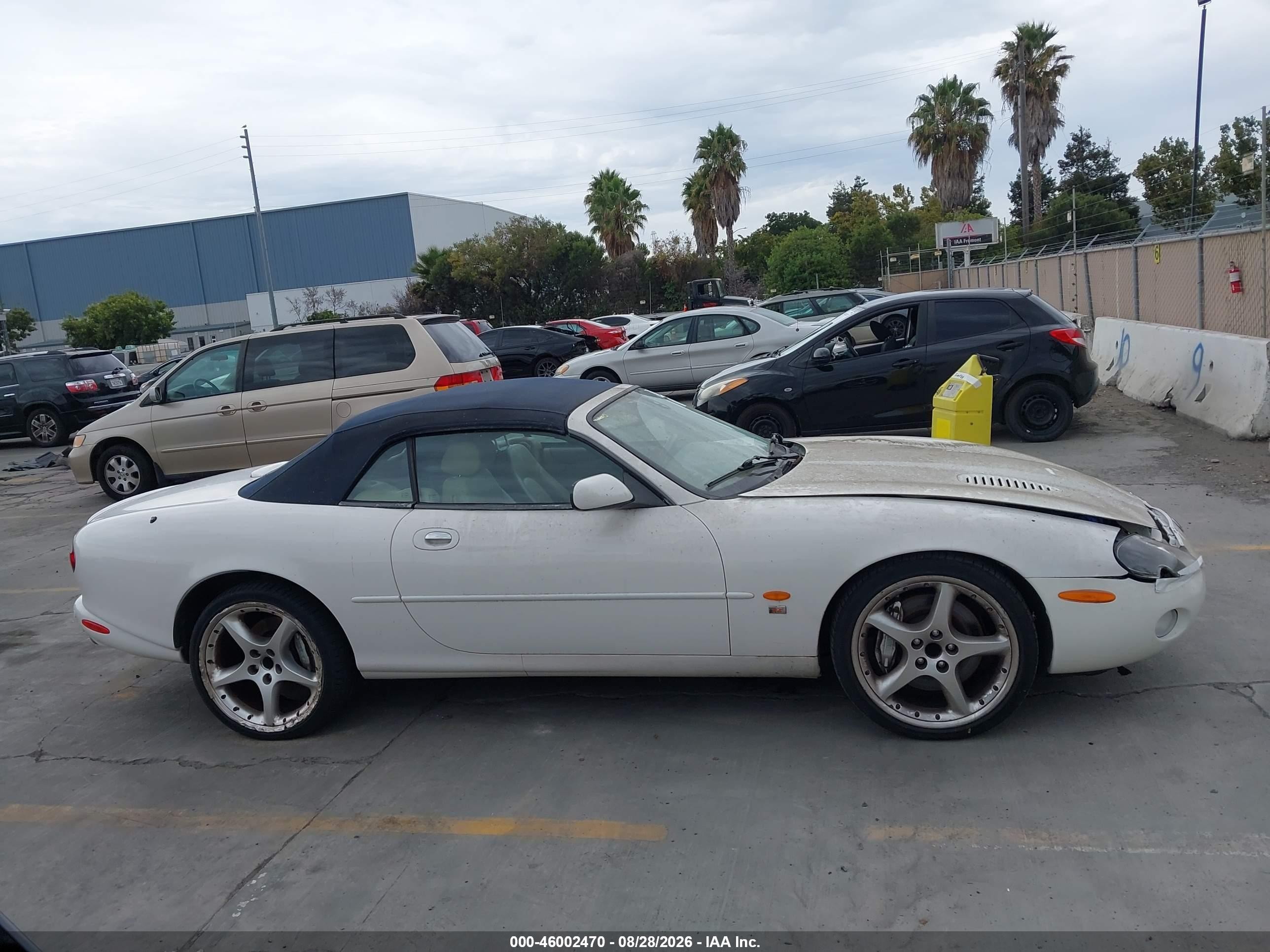 2003 Jaguar Xkr White vin: SAJDA42B533A36813