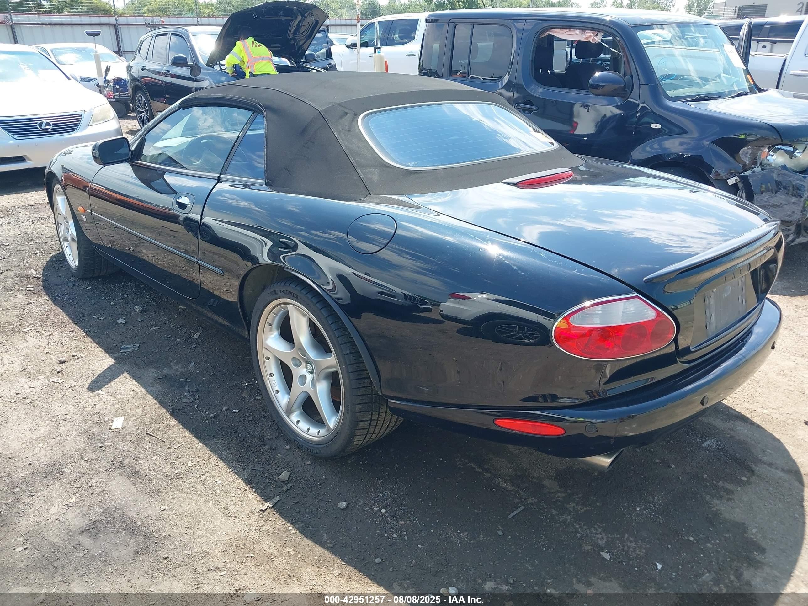 2003 Jaguar Xkr   Black vin: SAJDA42B733A33377
