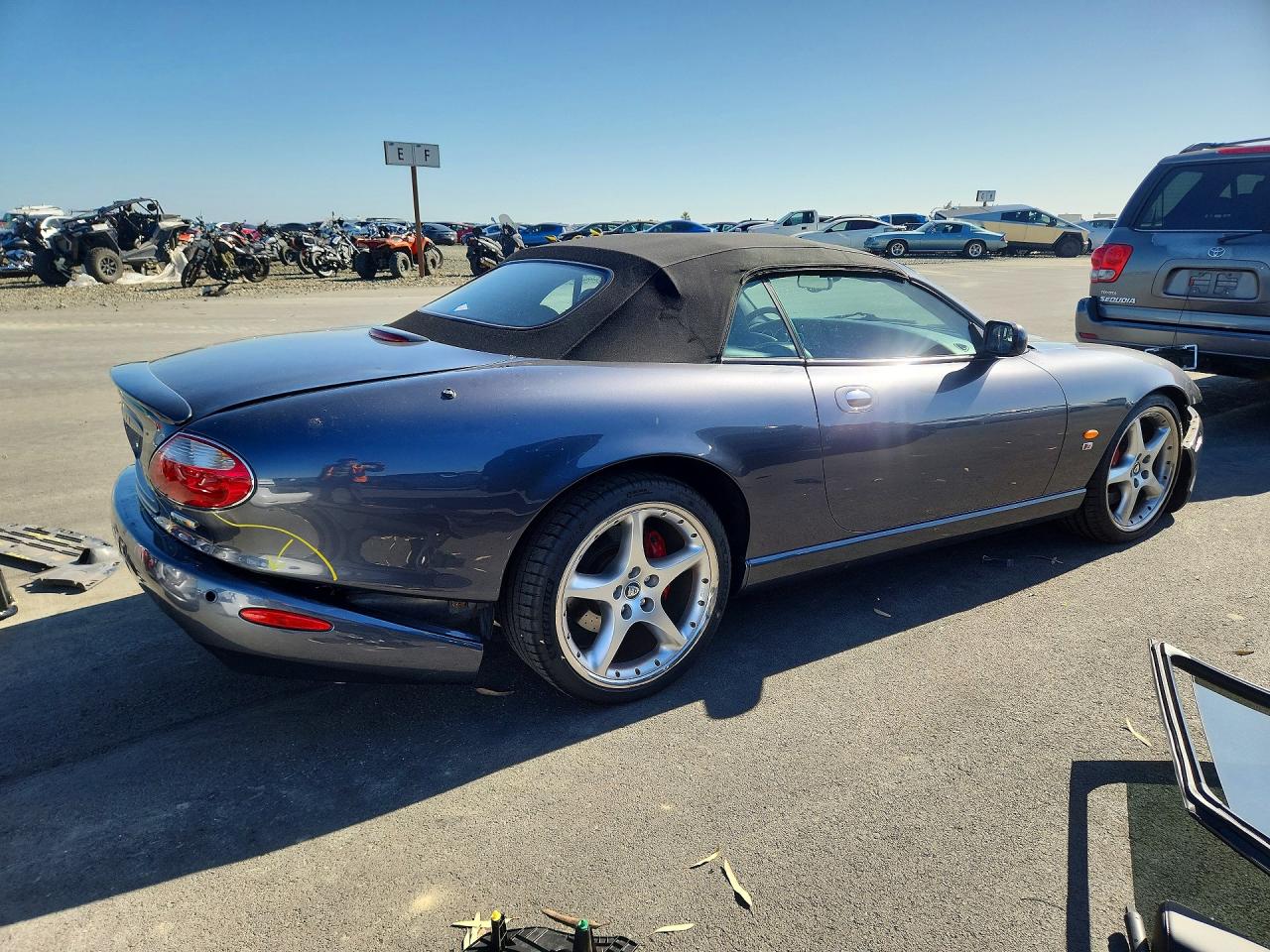 2005 Jaguar Xkr Серый vin: SAJDA42B753A41580