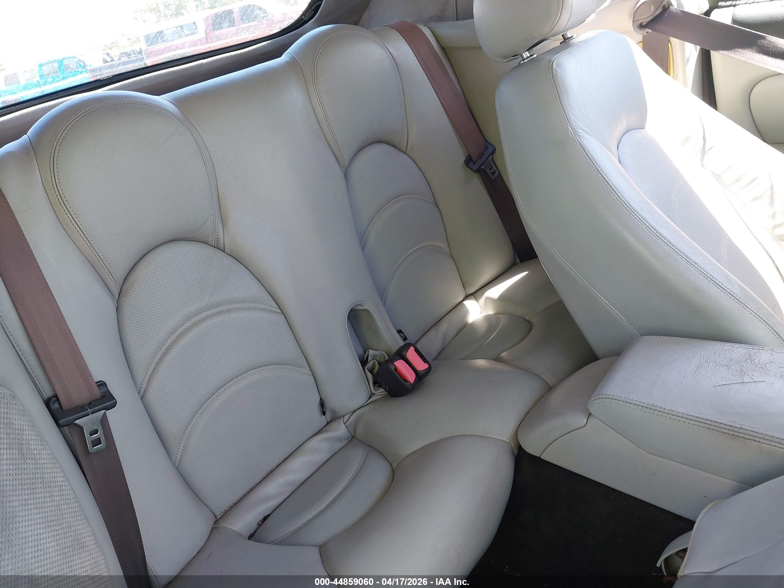 2004 Jaguar Xkr   Gray vin: SAJDA42B843A40033