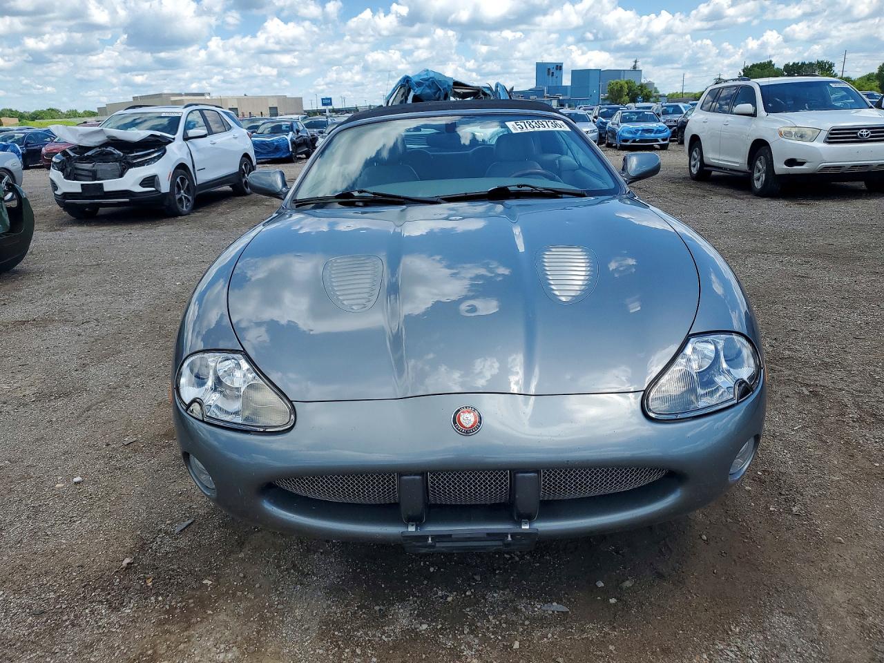 2002 Jaguar Xkr Silver vin: SAJDA42B92PA26065