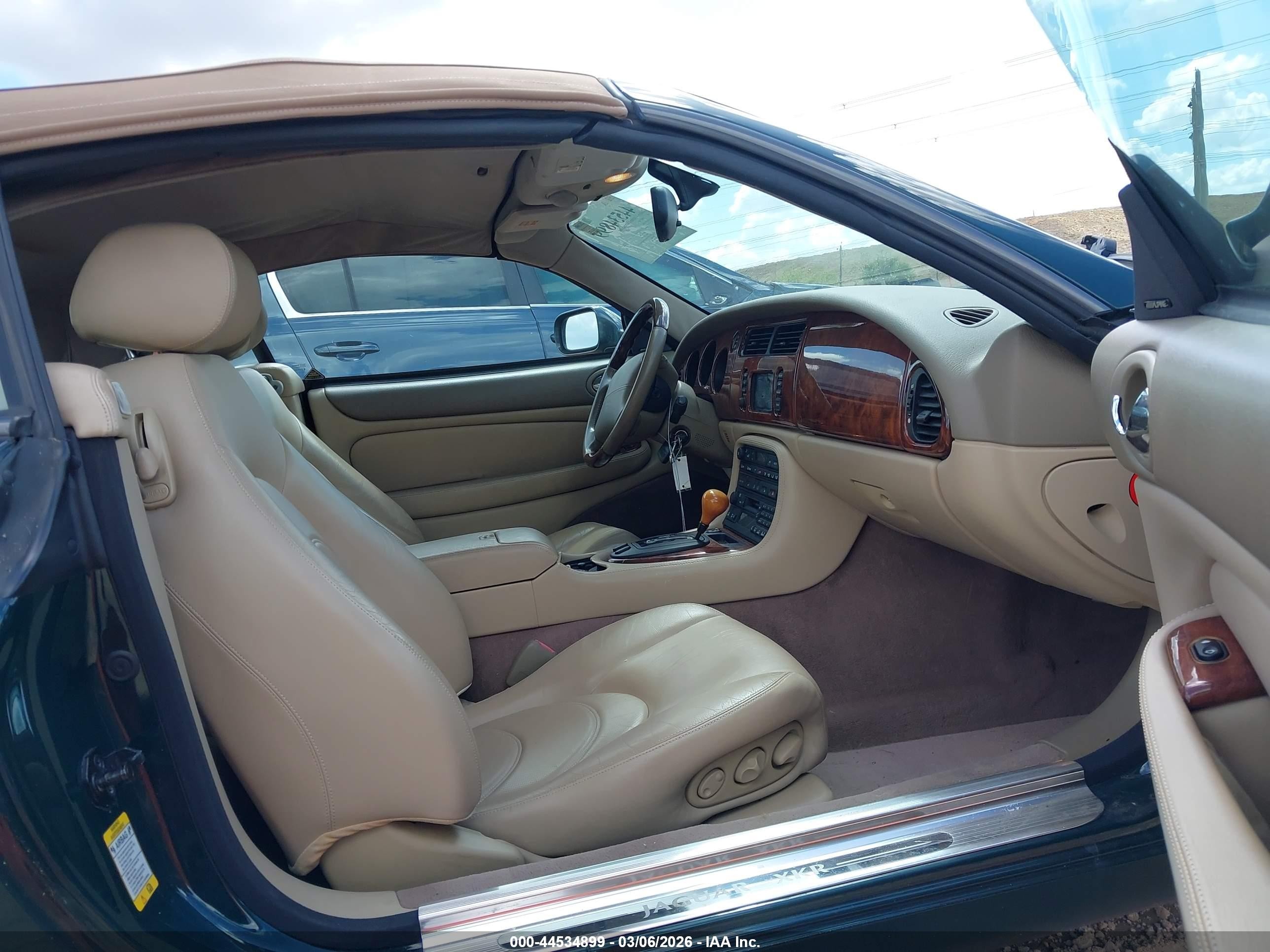 2001 Jaguar Xkr   Green vin: SAJDA42BX1PA22380