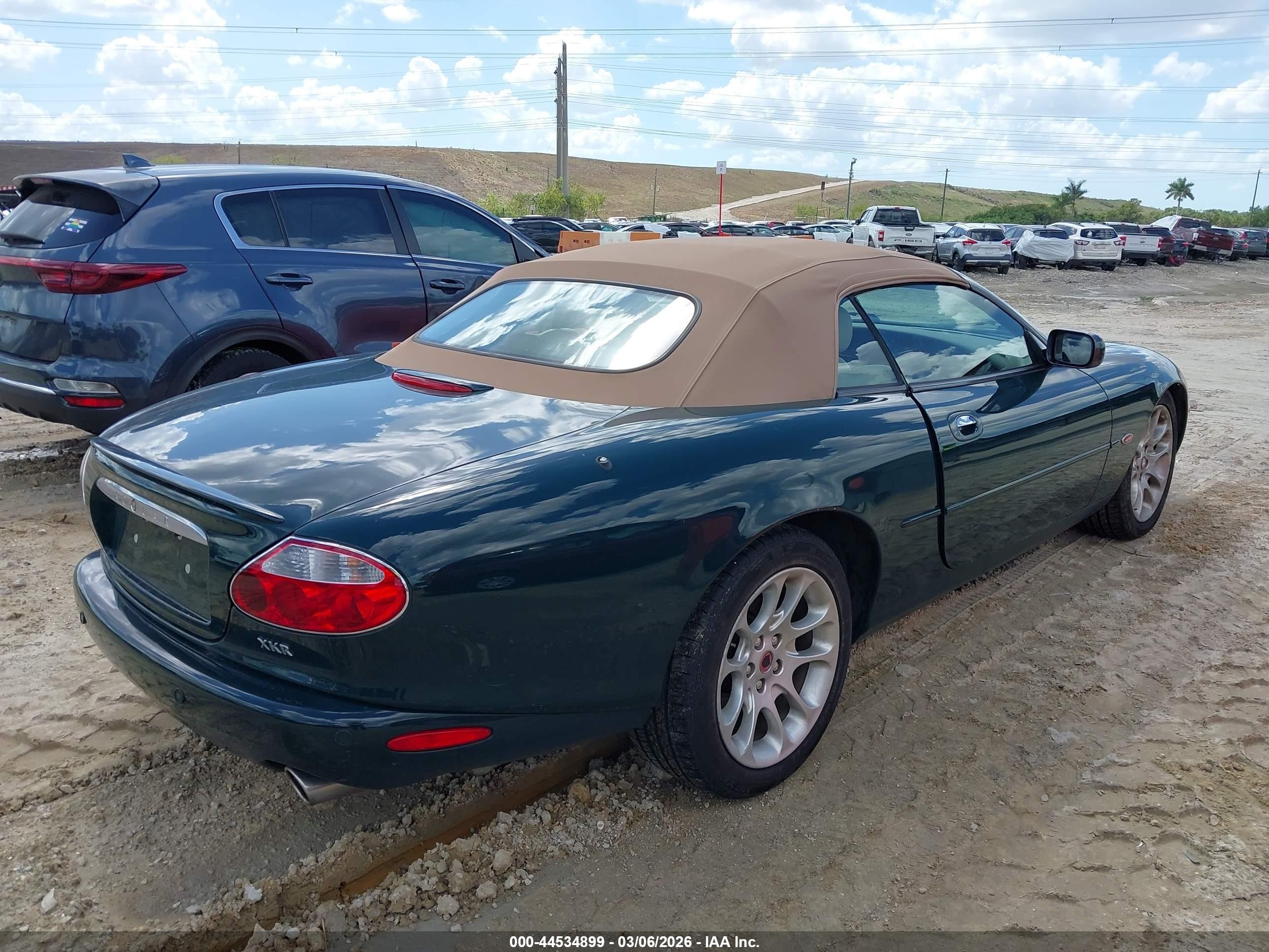 2001 Jaguar Xkr   Green vin: SAJDA42BX1PA22380