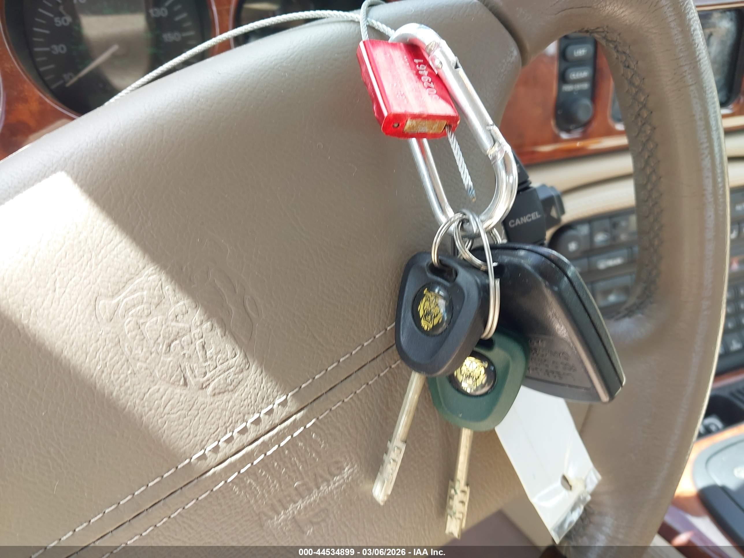 2001 Jaguar Xkr   Green vin: SAJDA42BX1PA22380