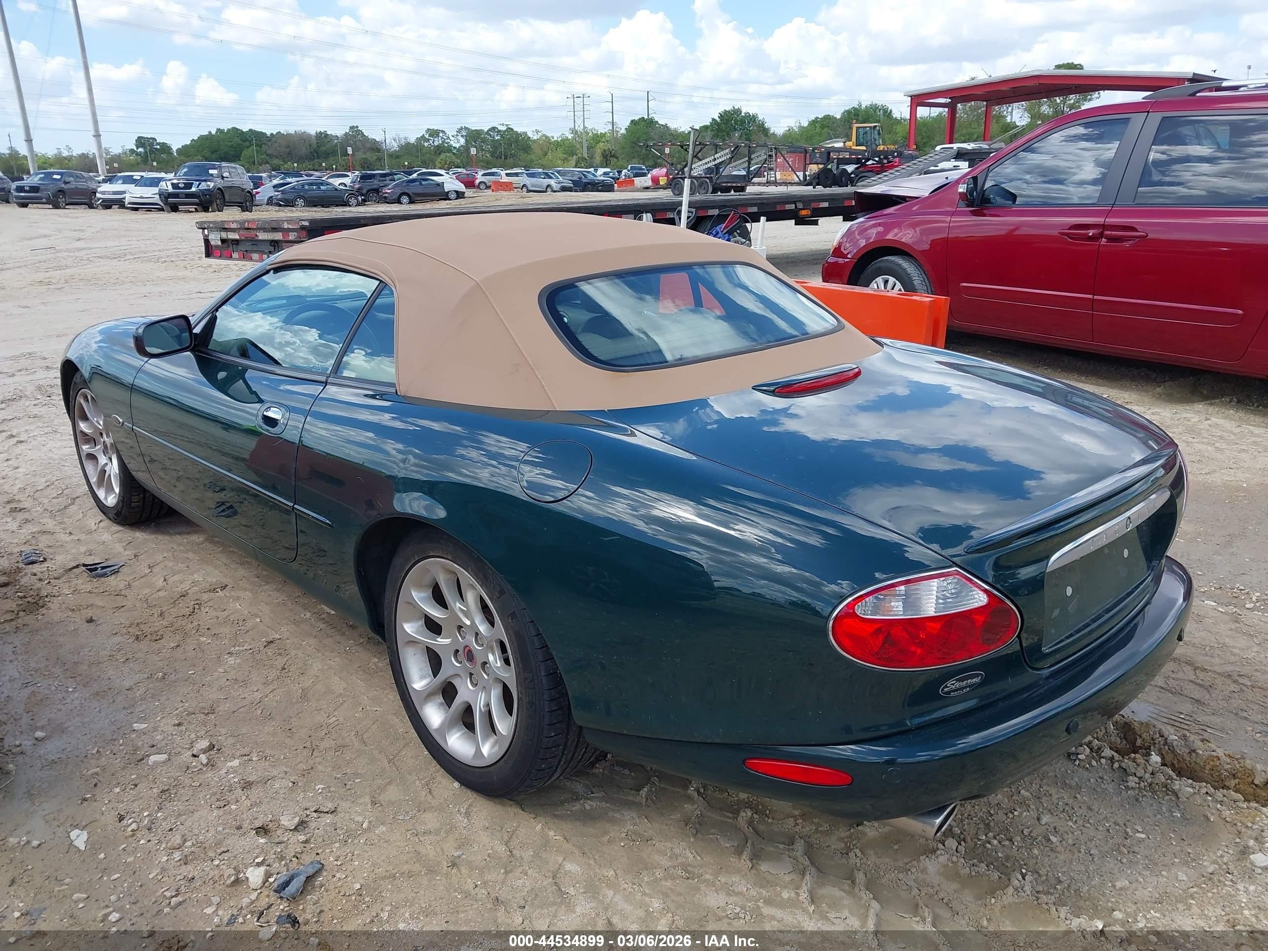 2001 Jaguar Xkr   Green vin: SAJDA42BX1PA22380
