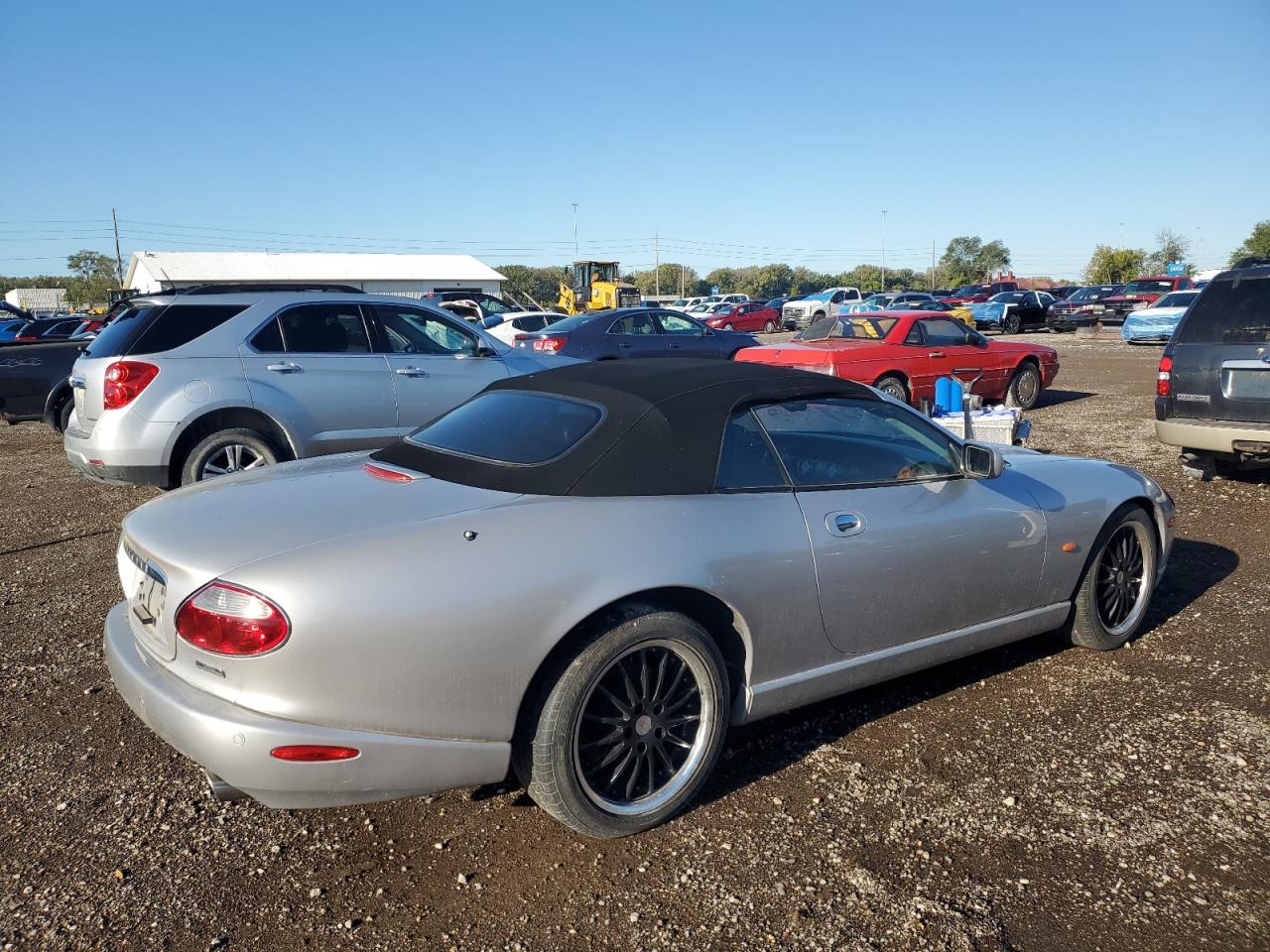 2005 Jaguar Xk8 Silver vin: SAJDA42C052A43458