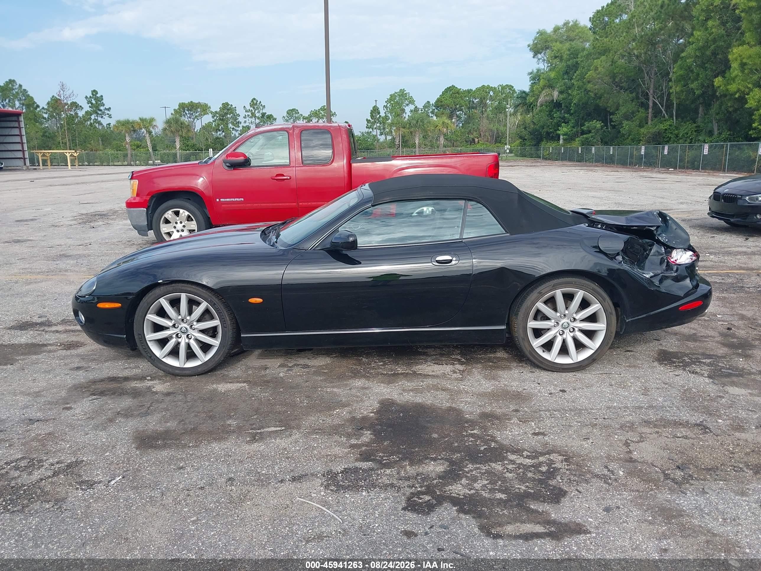 2006 Jaguar Xk8   Black vin: SAJDA42C162A46404