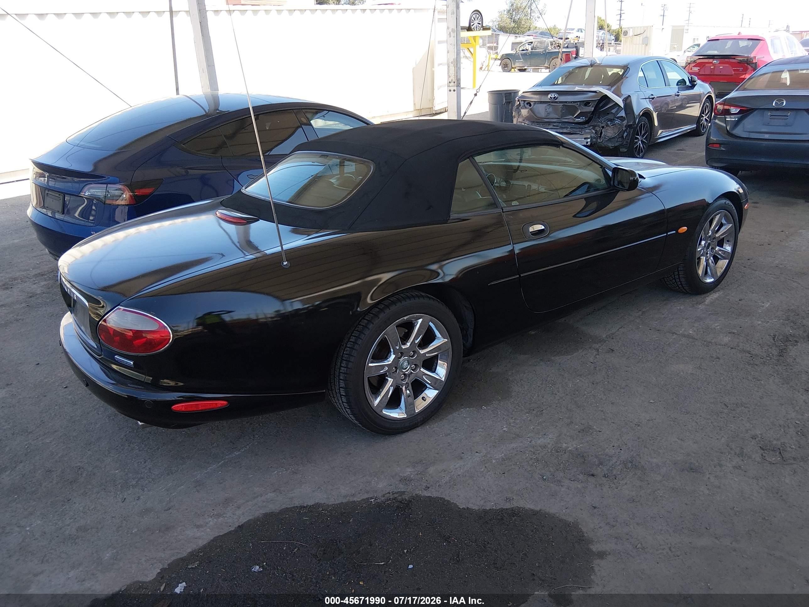 2003 Jaguar Xk8 Черный vin: SAJDA42C232A35357