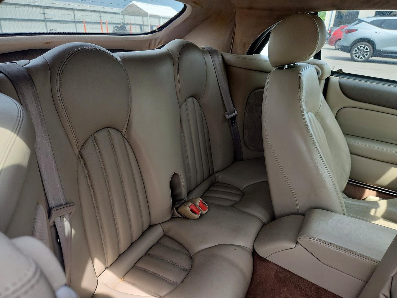 2001 Jaguar Xk8 Silver vin: SAJDA42C41NA19401
