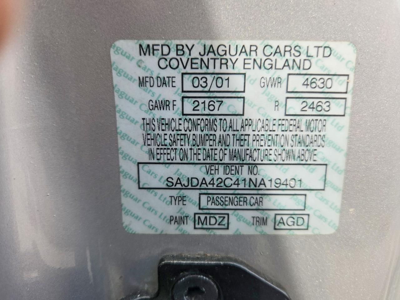 2001 Jaguar Xk8 Silver vin: SAJDA42C41NA19401