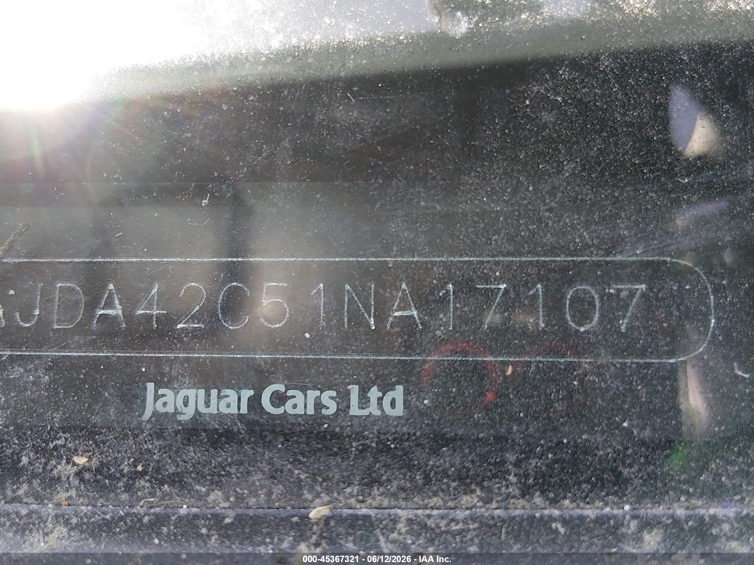 2001 Jaguar Xk8   Серебряный vin: SAJDA42C51NA17107