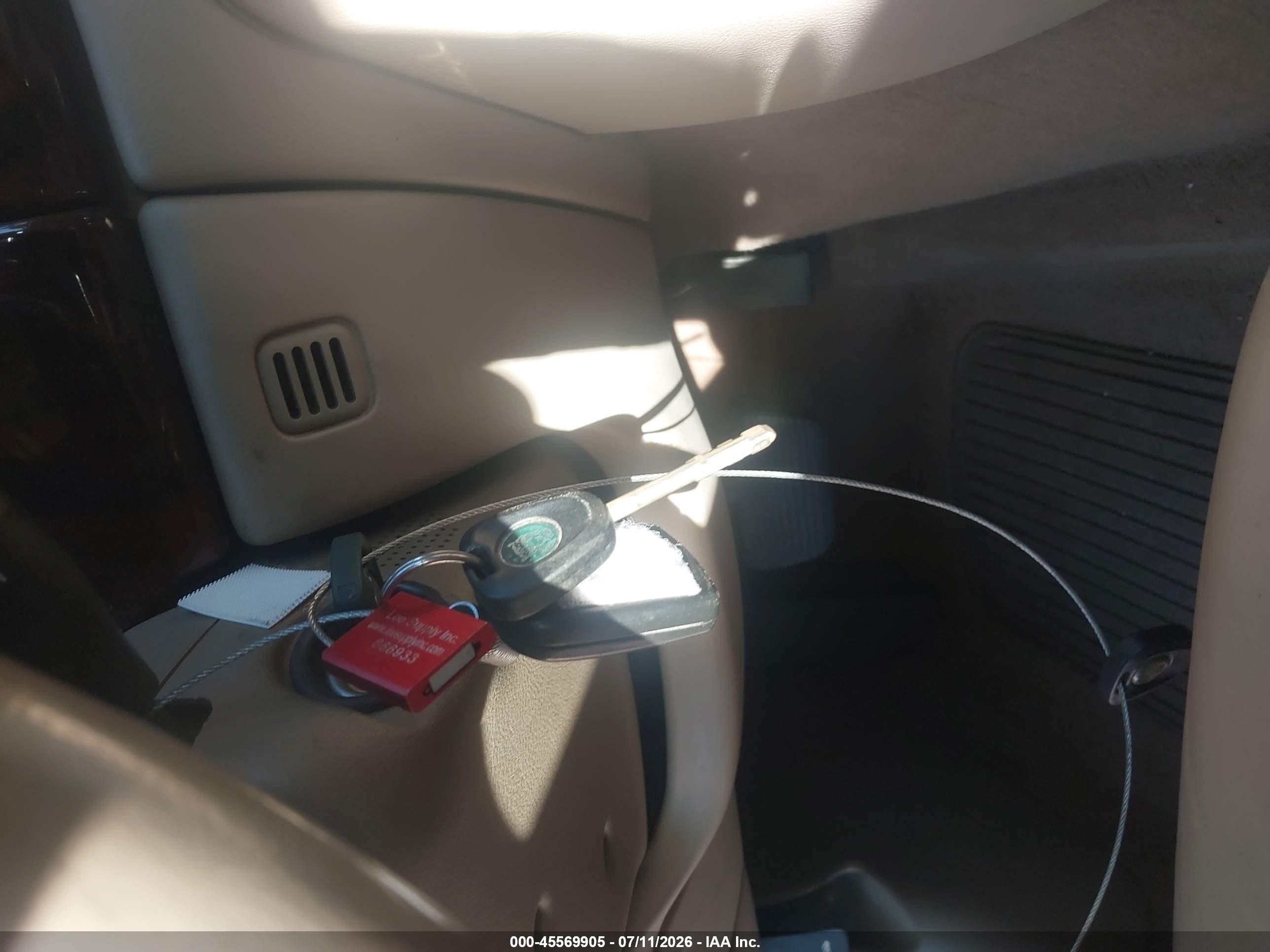 2006 Jaguar Xk8   Белый vin: SAJDA42C562A45658