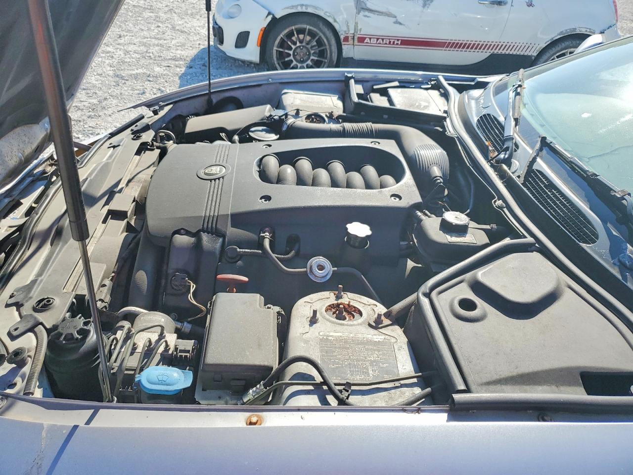 2006 Jaguar Xk8 Silver vin: SAJDA42C662A47886