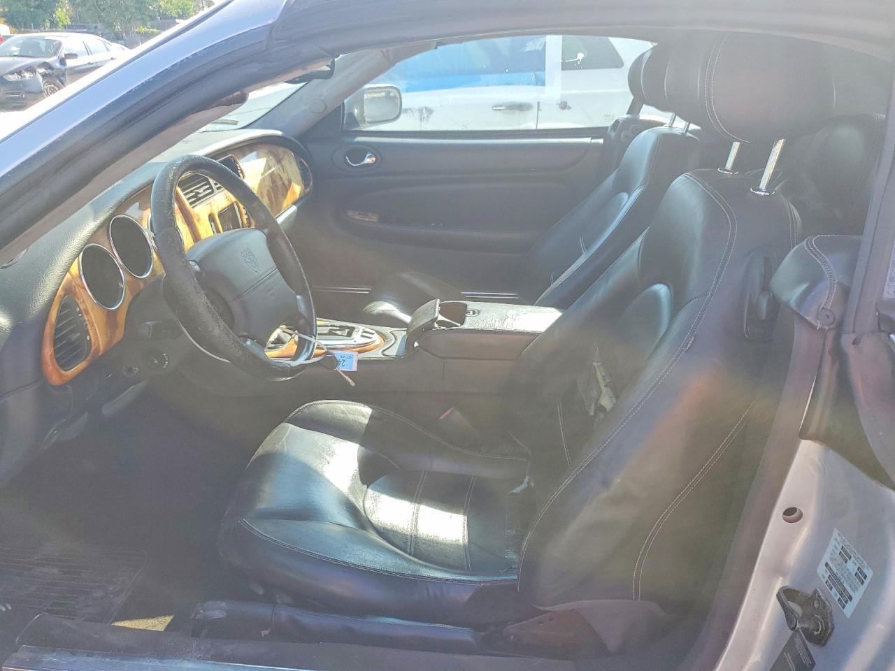 2006 Jaguar Xk8 Silver vin: SAJDA42C662A47886