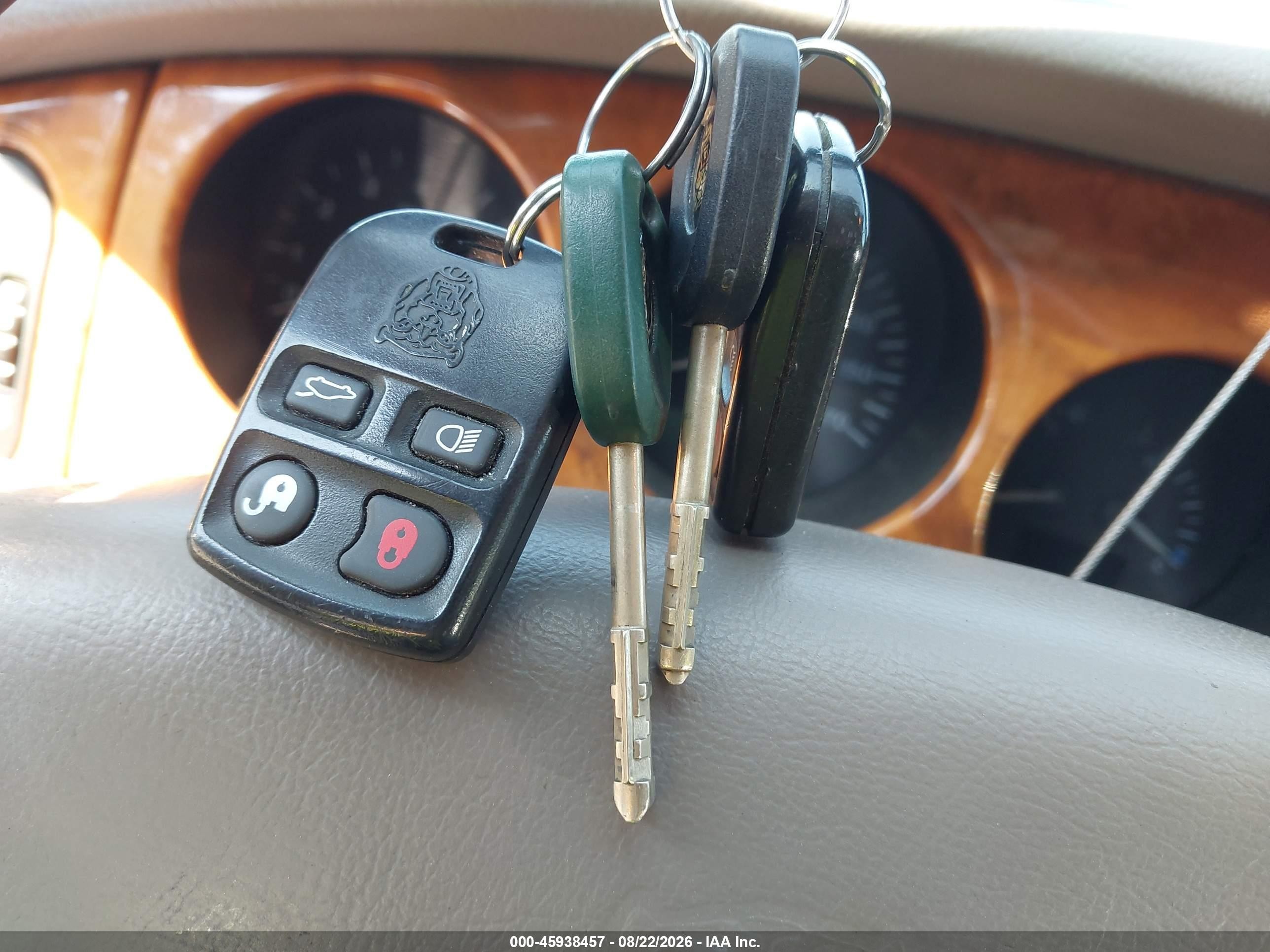 2001 Jaguar Xk8   Gray vin: SAJDA42C71NA16511