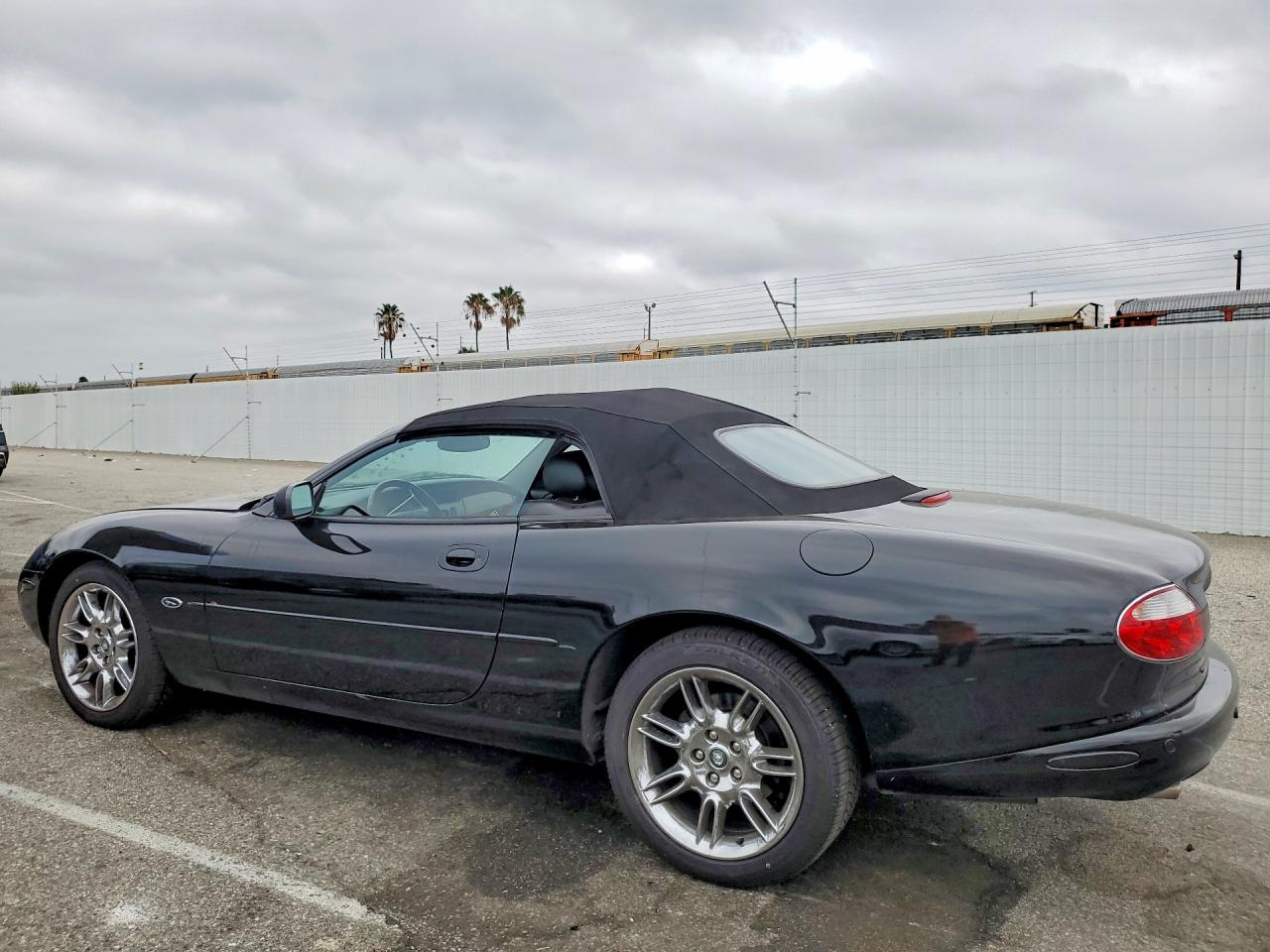 2002 Jaguar Xk8 Black vin: SAJDA42C72NA23041