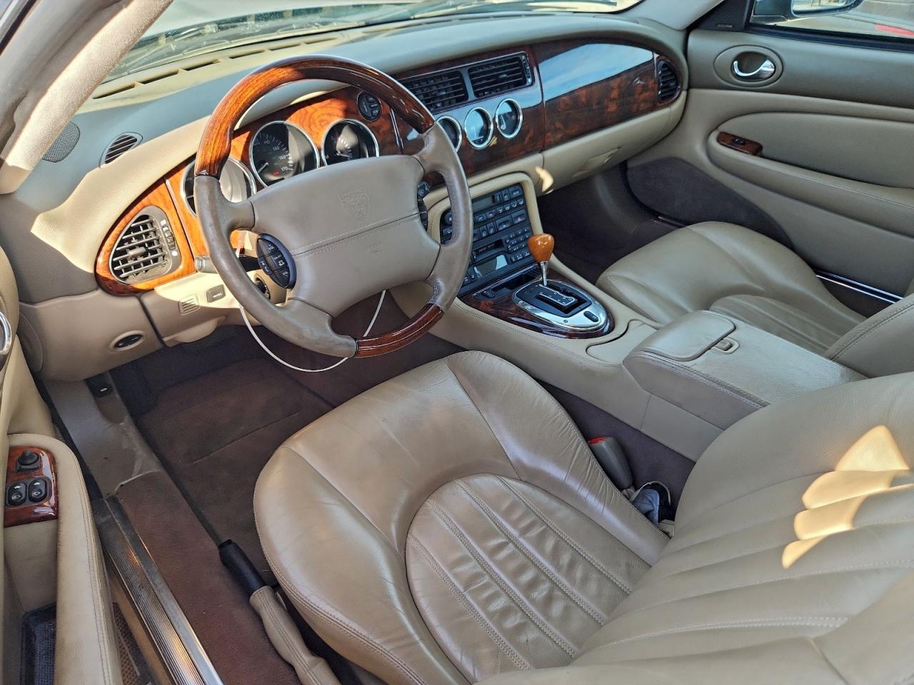2004 Jaguar Xk8 Green vin: SAJDA42C942A39732