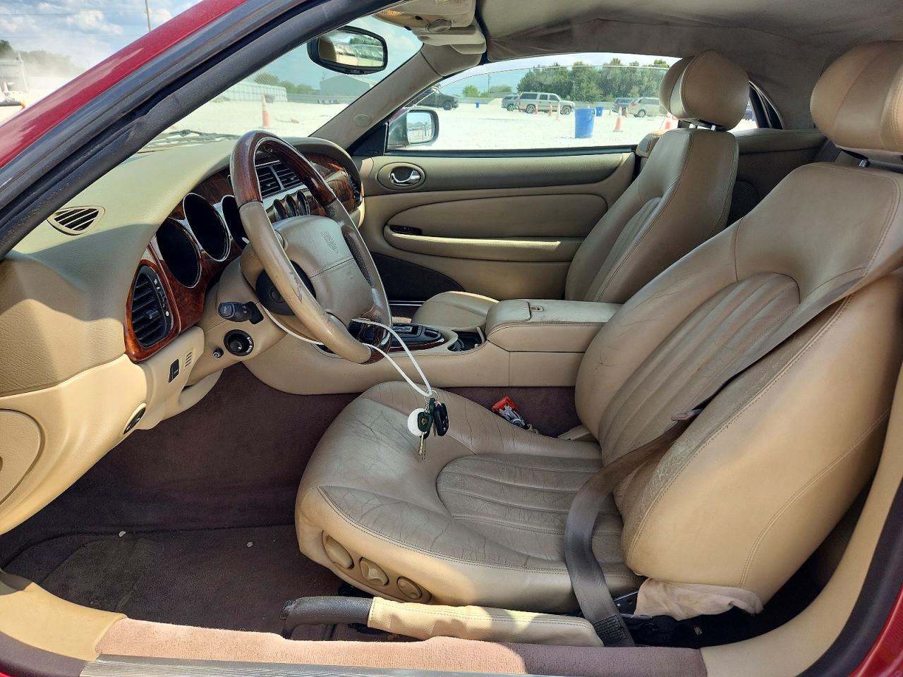 2002 Jaguar Xk8 Burgundy vin: SAJDA42CX2NA24037