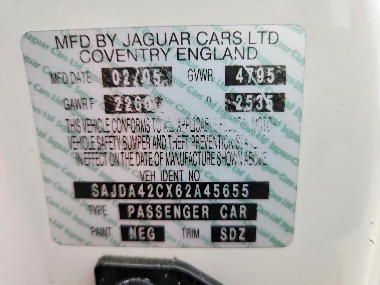 2006 Jaguar Xk8 White vin: SAJDA42CX62A45655