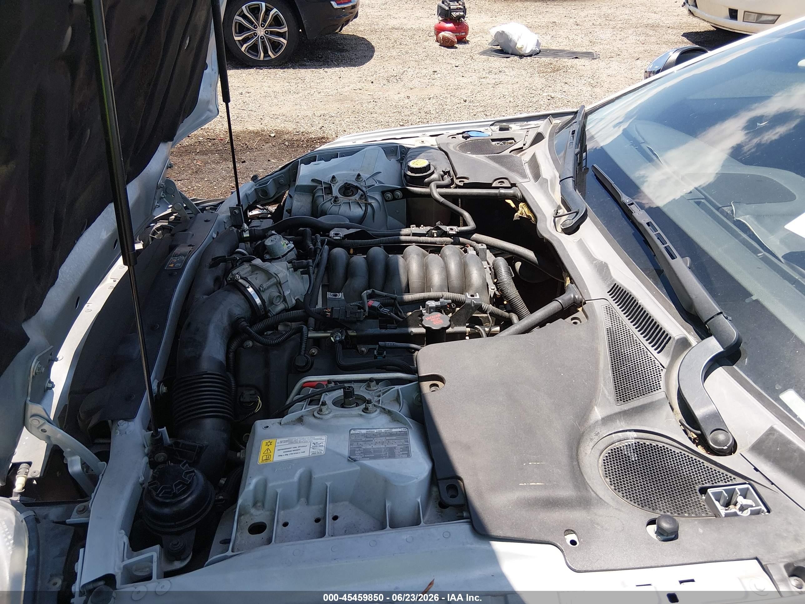 2007 Jaguar Xk   Gray vin: SAJDA43B375B05362