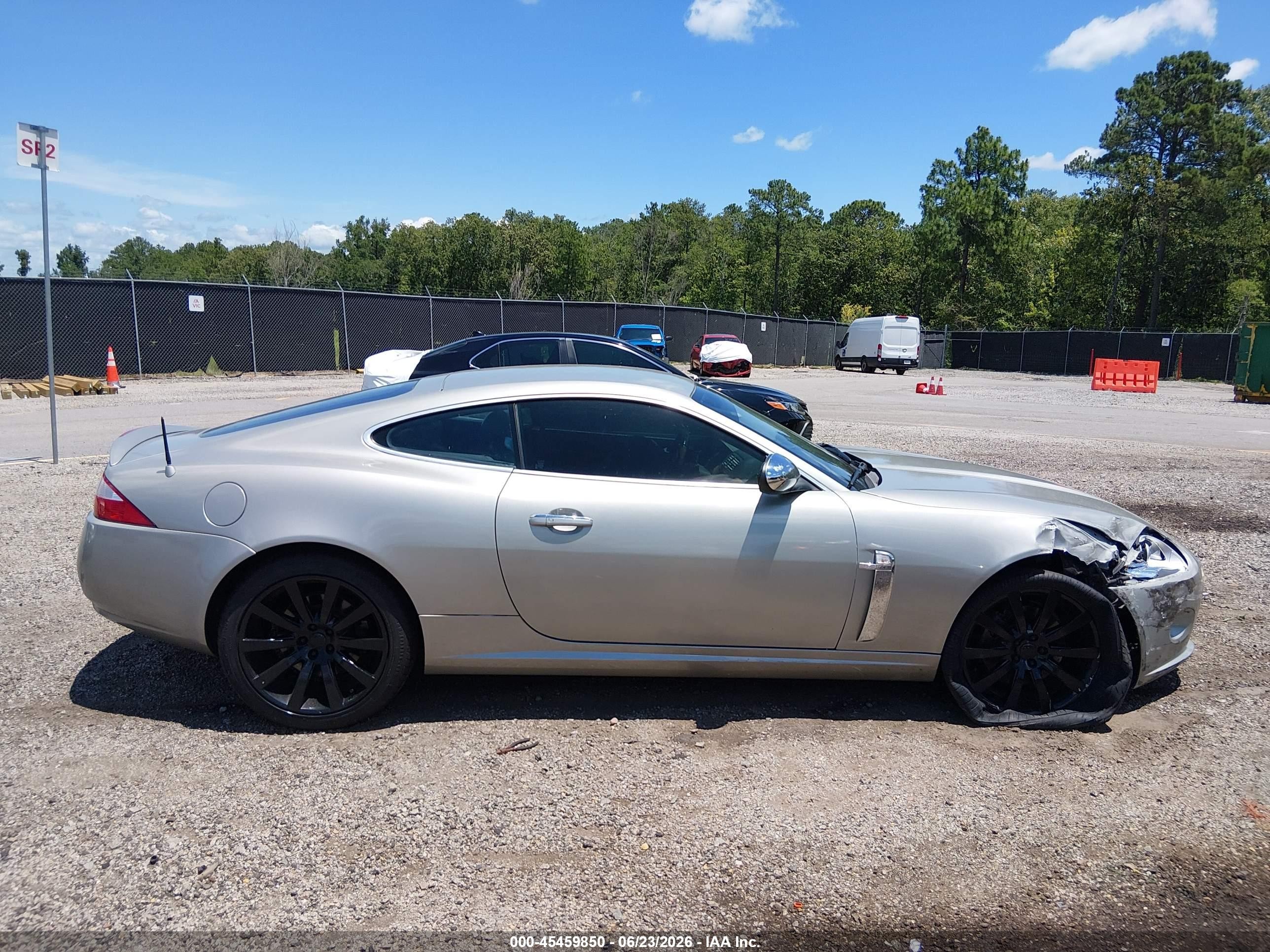 2007 Jaguar Xk   Gray vin: SAJDA43B375B05362