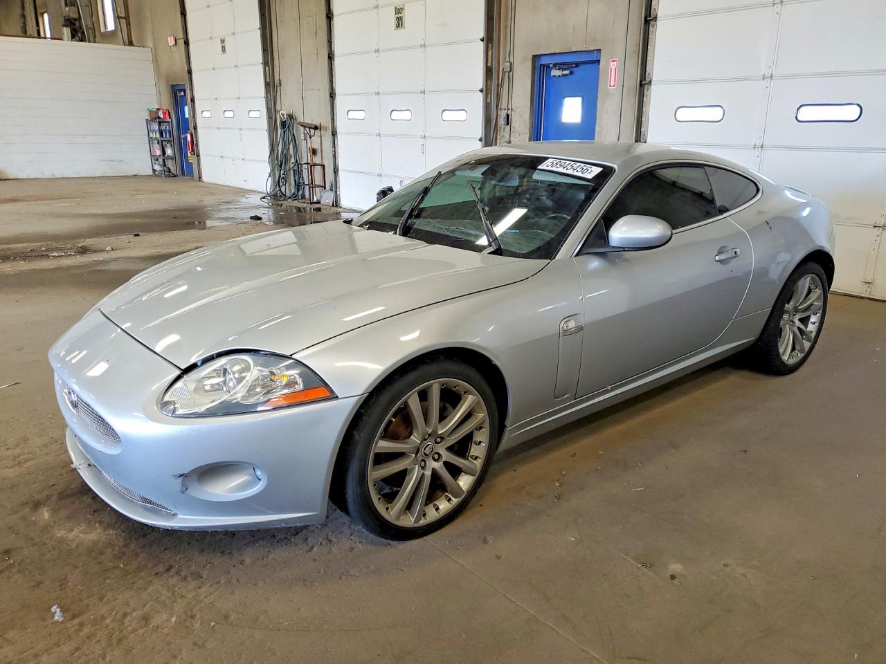 2007 Jaguar Xk Gray vin: SAJDA43B475B04155