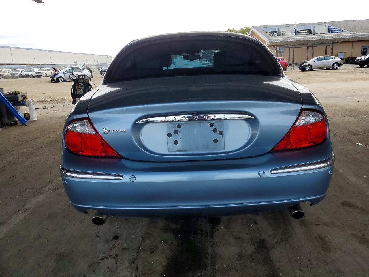 2004 Jaguar S-type Silver vin: SAJEA01T34FM97495