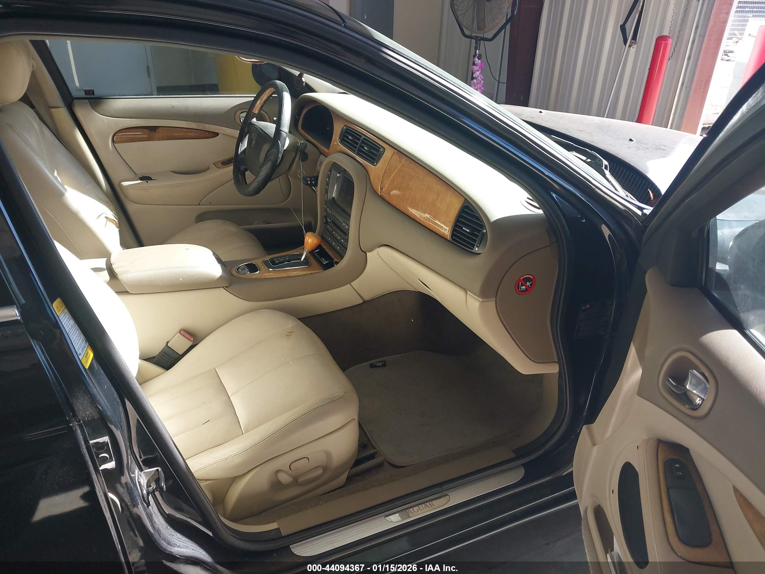 2003 Jaguar S-type 3.0l V6 Черный vin: SAJEA01T53FM87694