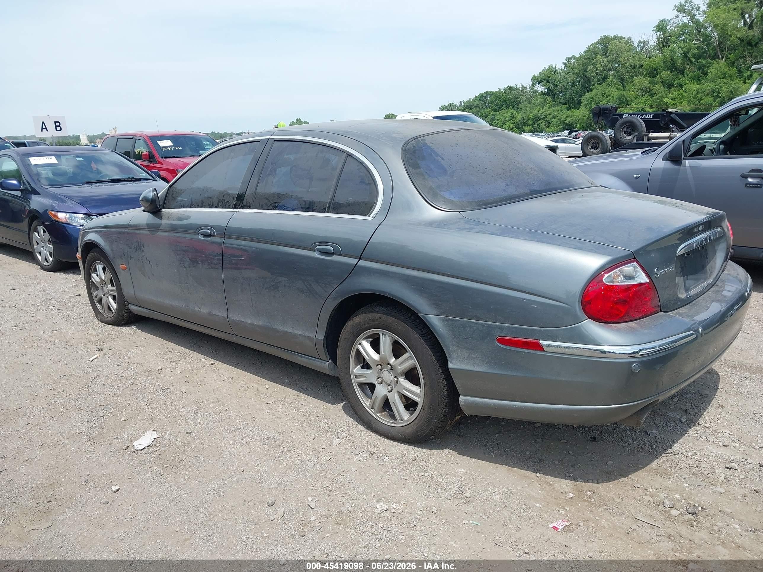 2004 Jaguar S-type 3.0l V6 Silver vin: SAJEA01T54FM95618